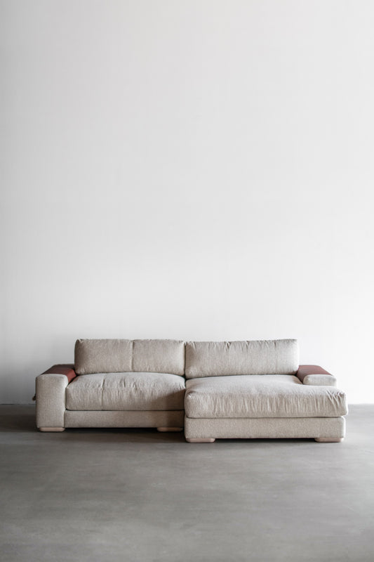 Alma Sofa Sectional | STOCK