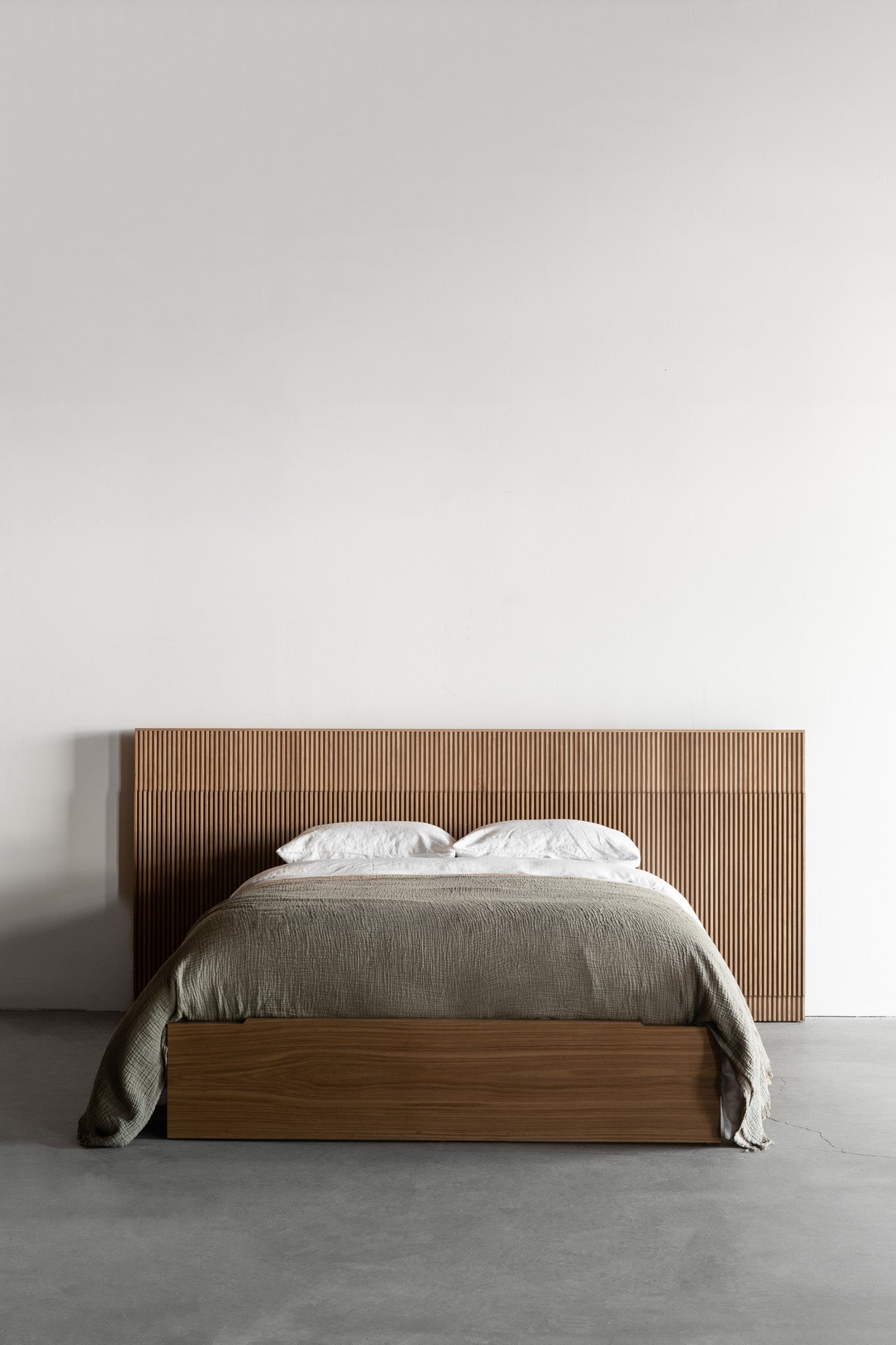 Baldwin Bed King | STOCK