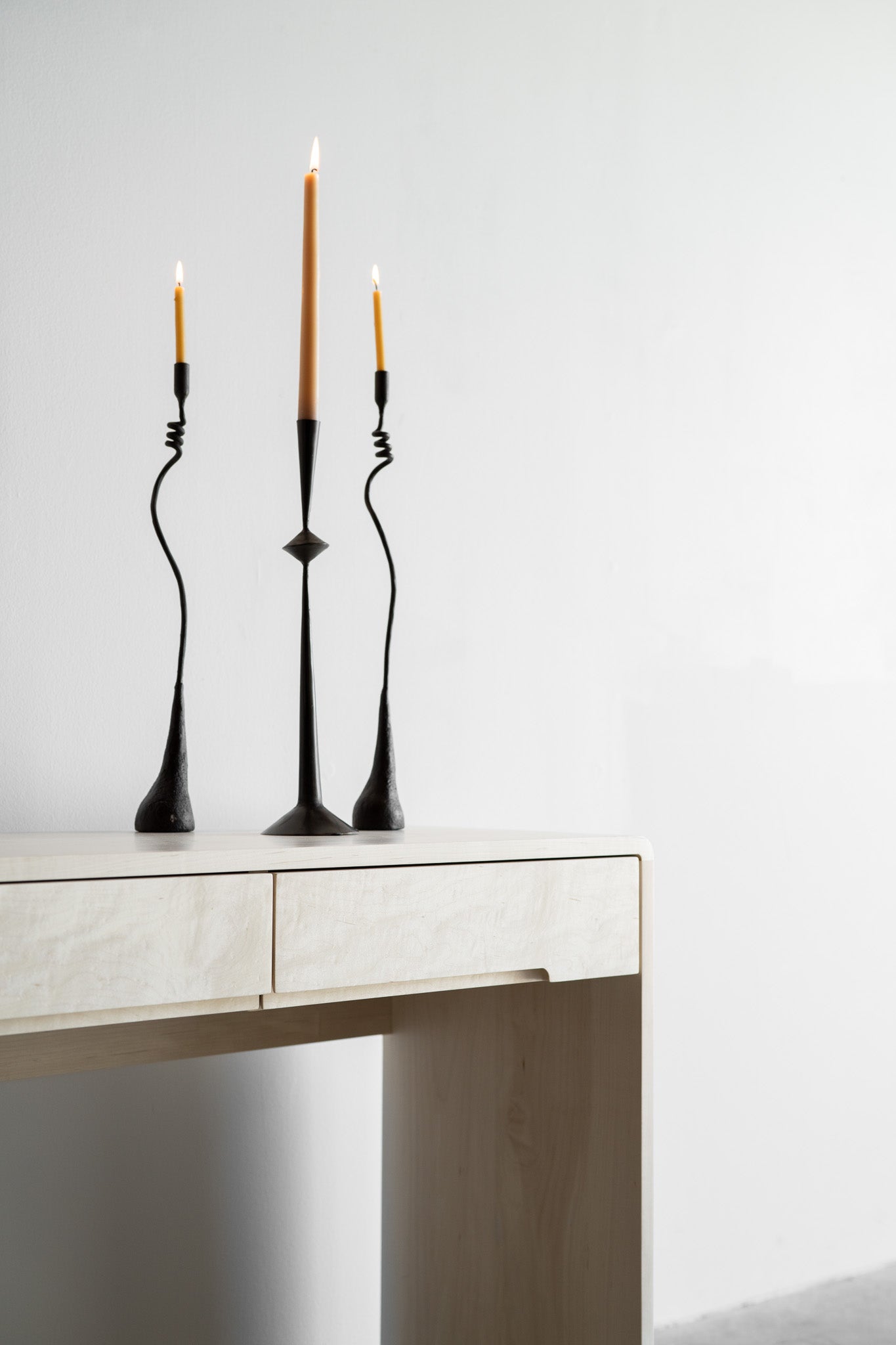 Carter Entry Table | STOCK
