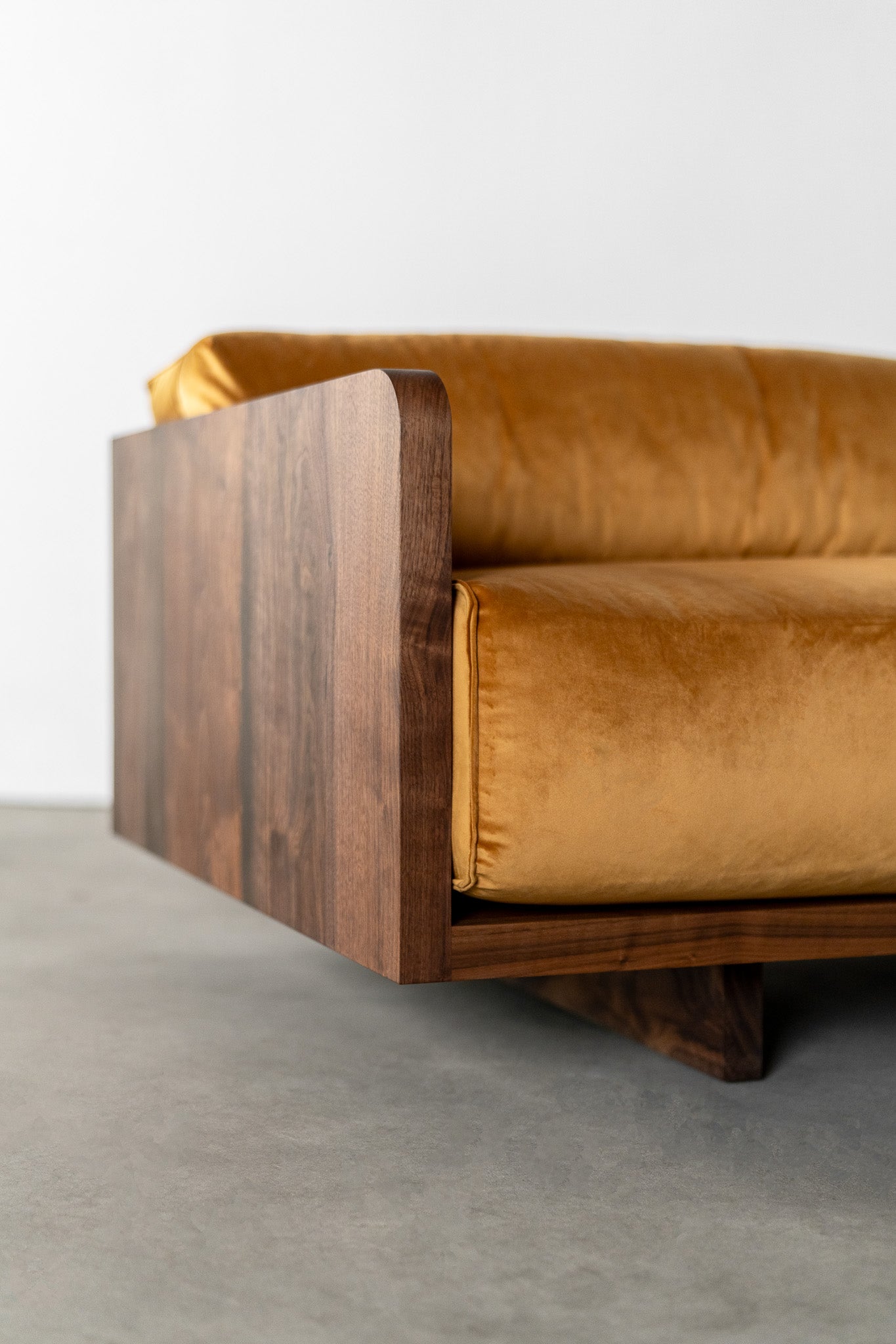 Carter Sofa Sectional - The Founder's Edit