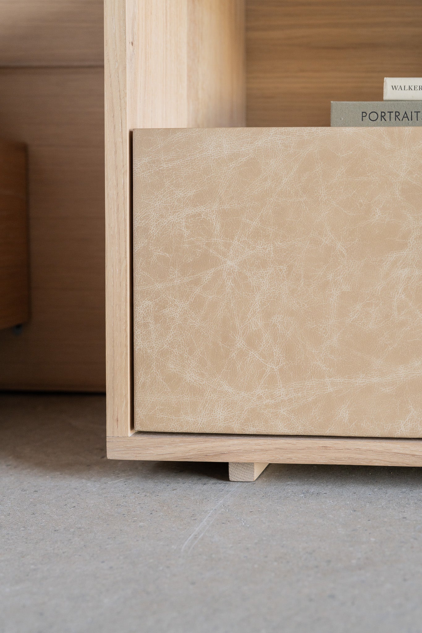 Faria Nightstand | STOCK