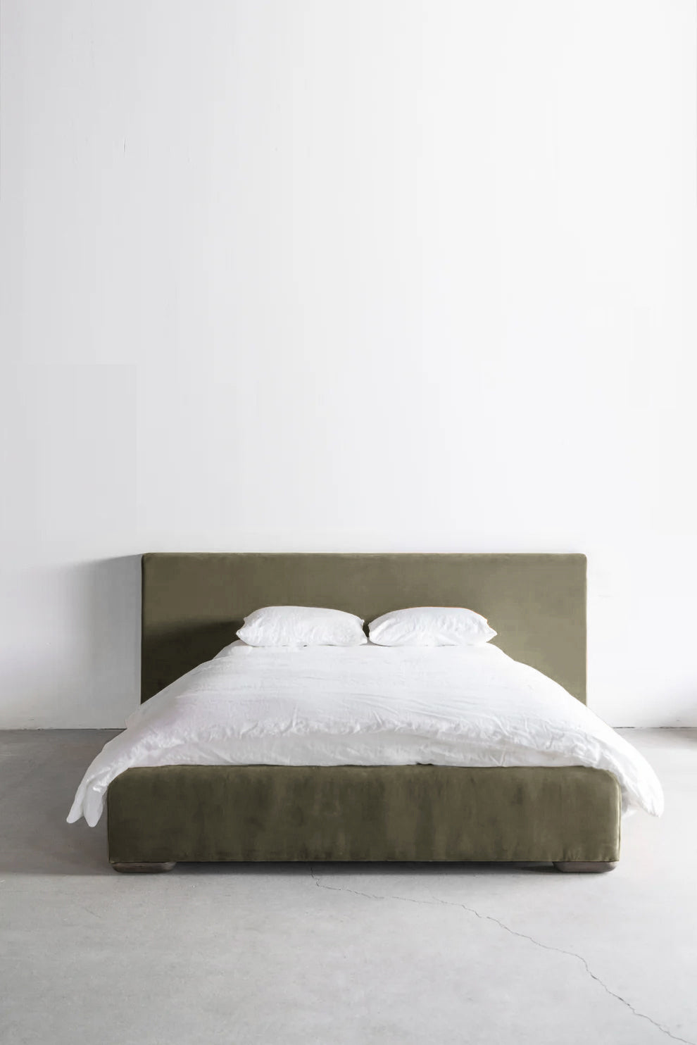 Harper Bed Flush