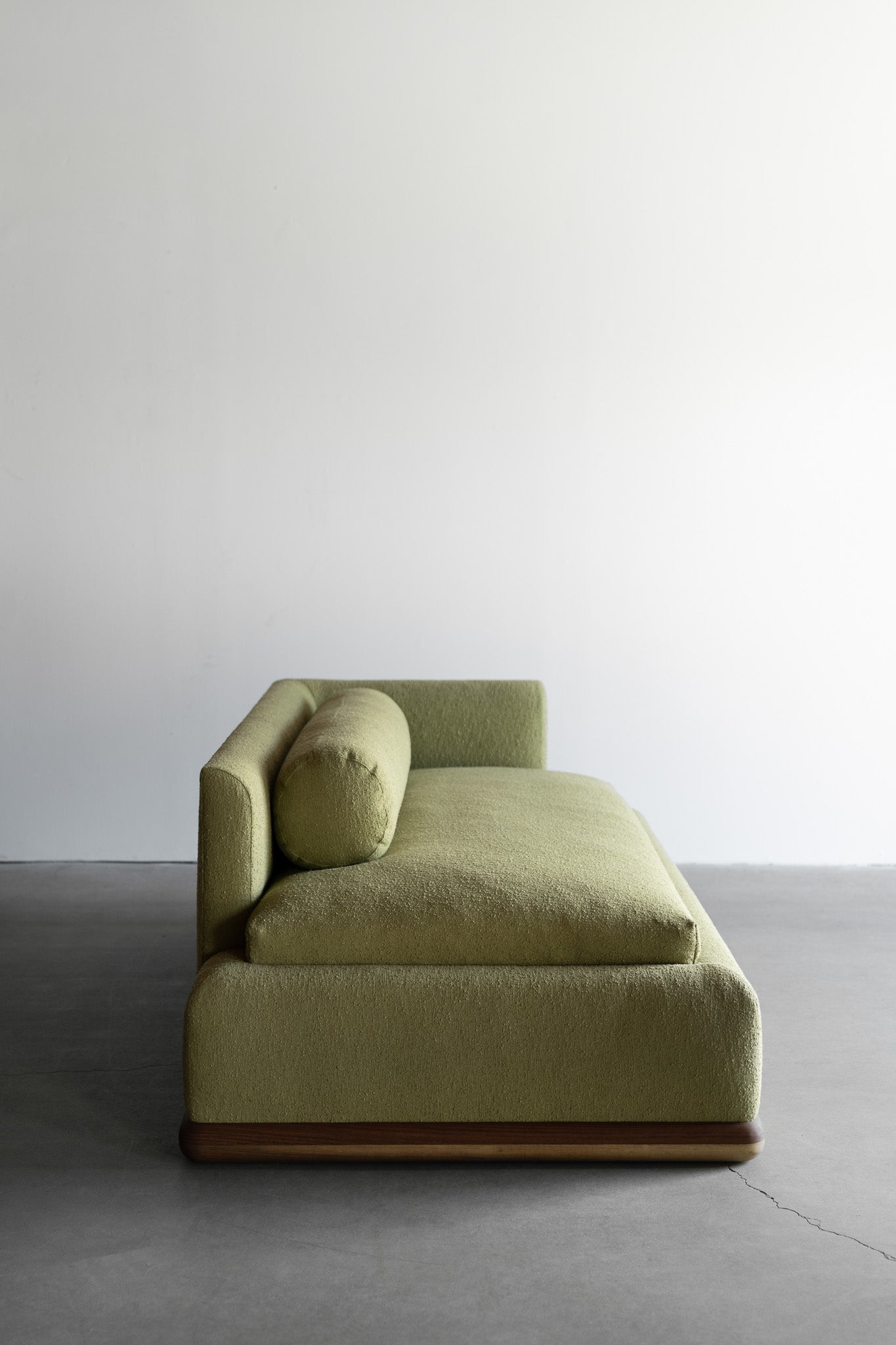 Harper Daybed (LILY)