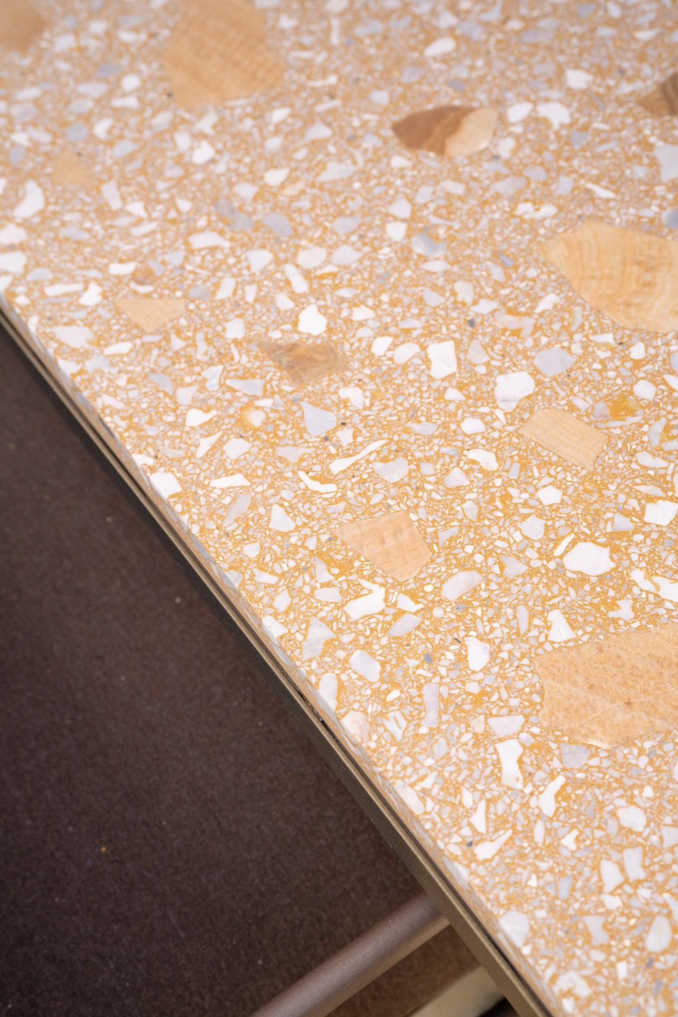 Outdoor Dume Dining Table