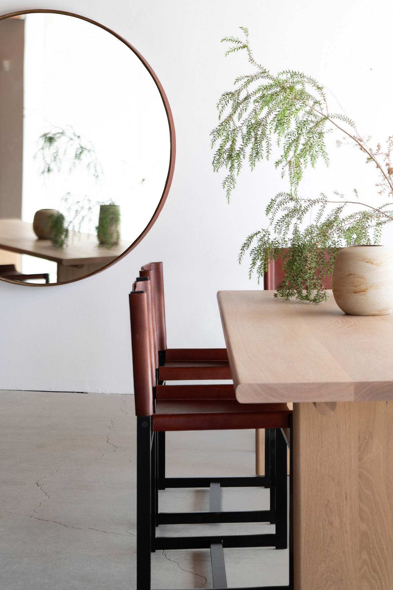 Reyes round mirror - wood mirror wrapped with tanned leather