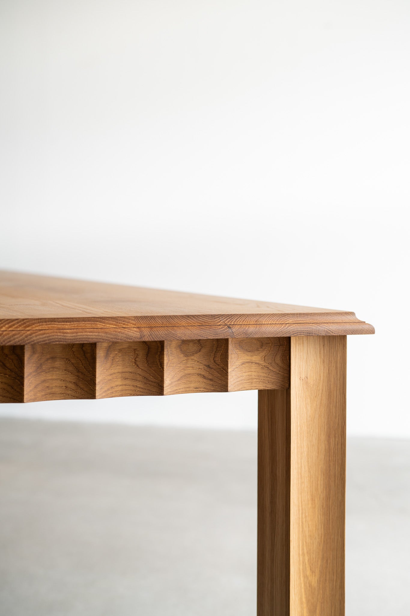 Zuma Dining Table