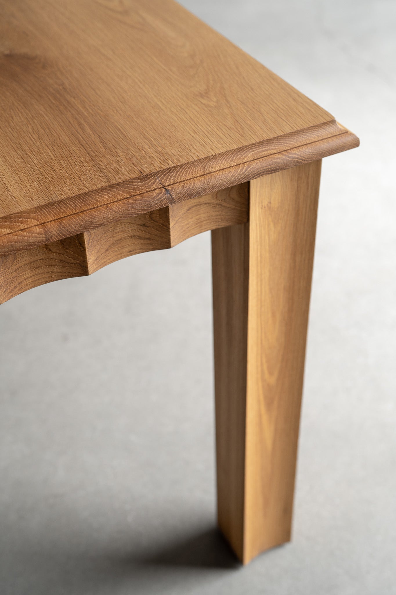 Zuma Dining Table