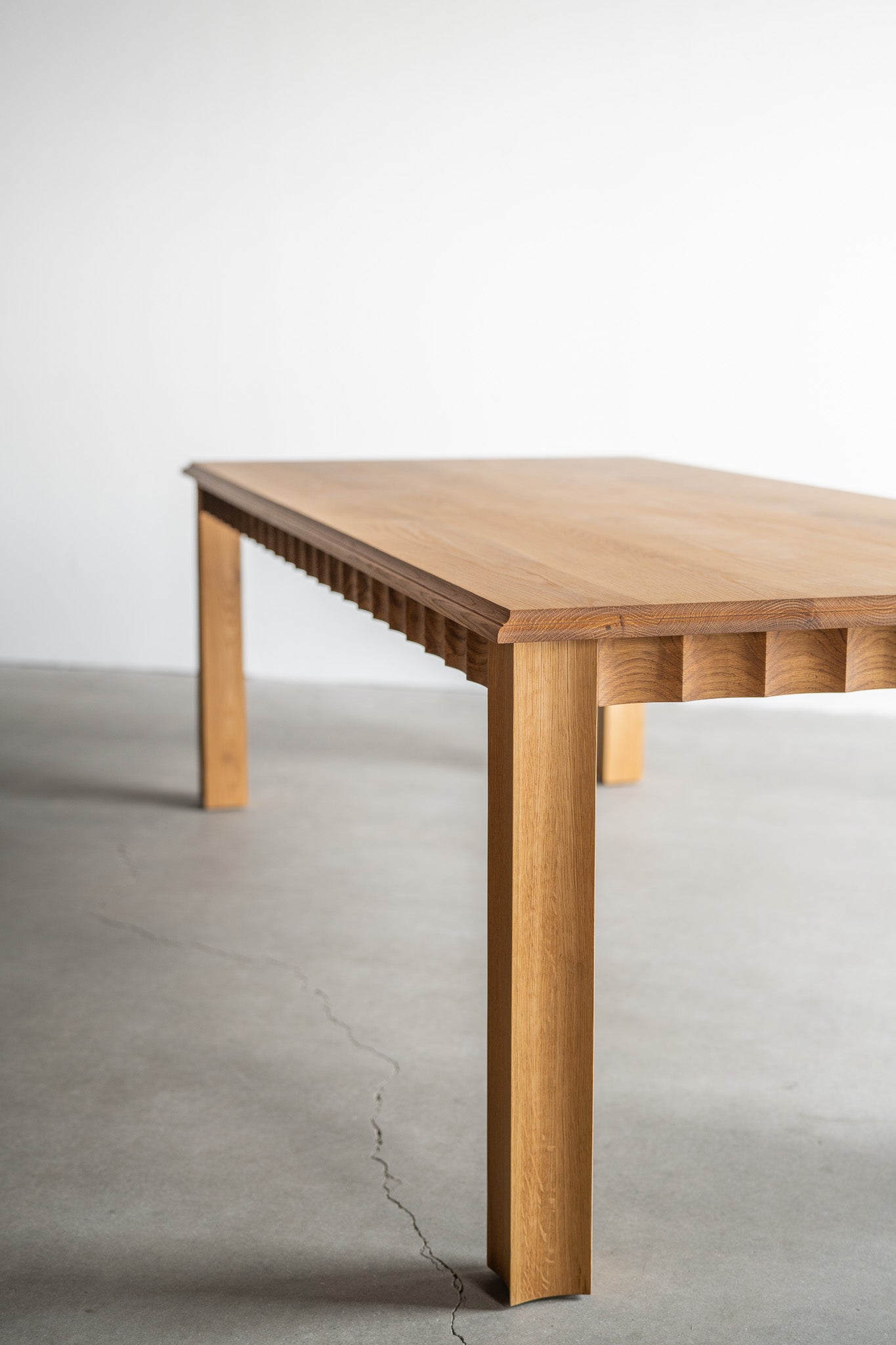 Zuma Dining Table