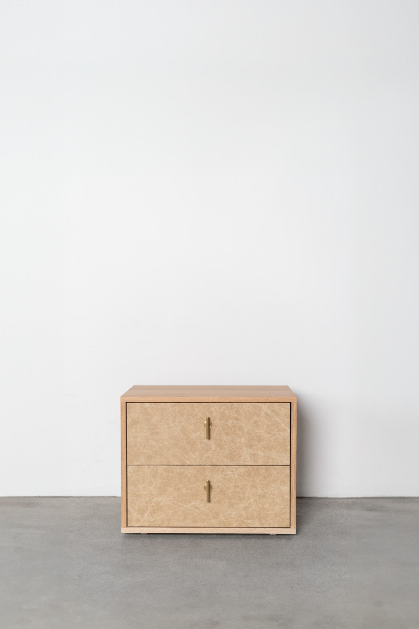 Faria Nightstand