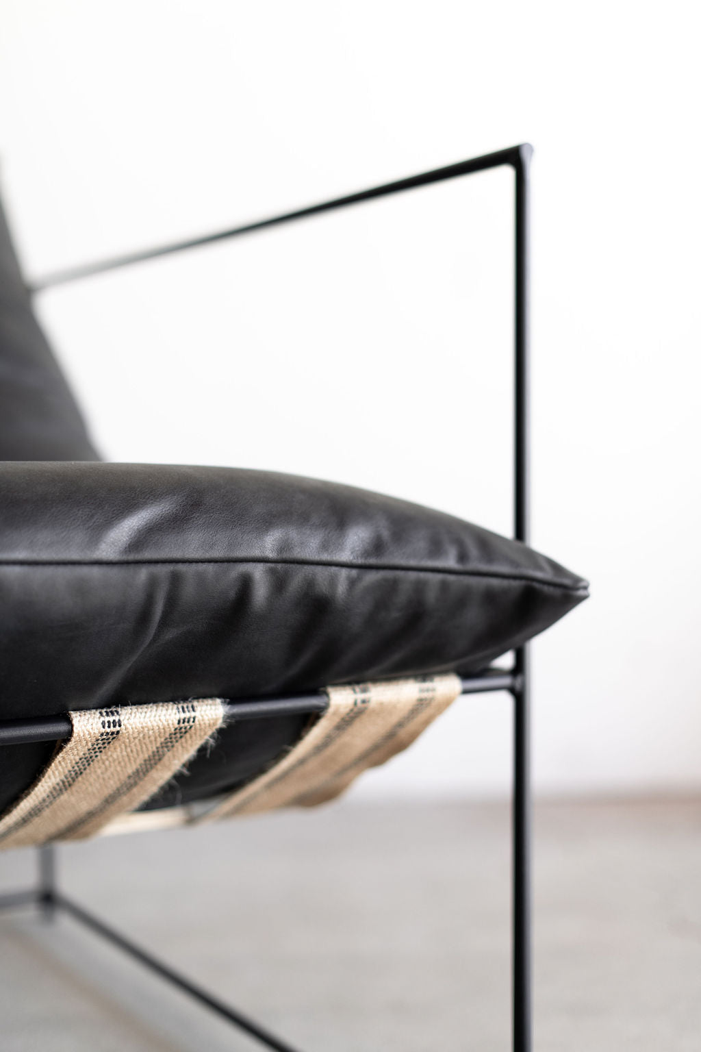 Black leather sierra chair - steel frame, leather cushion