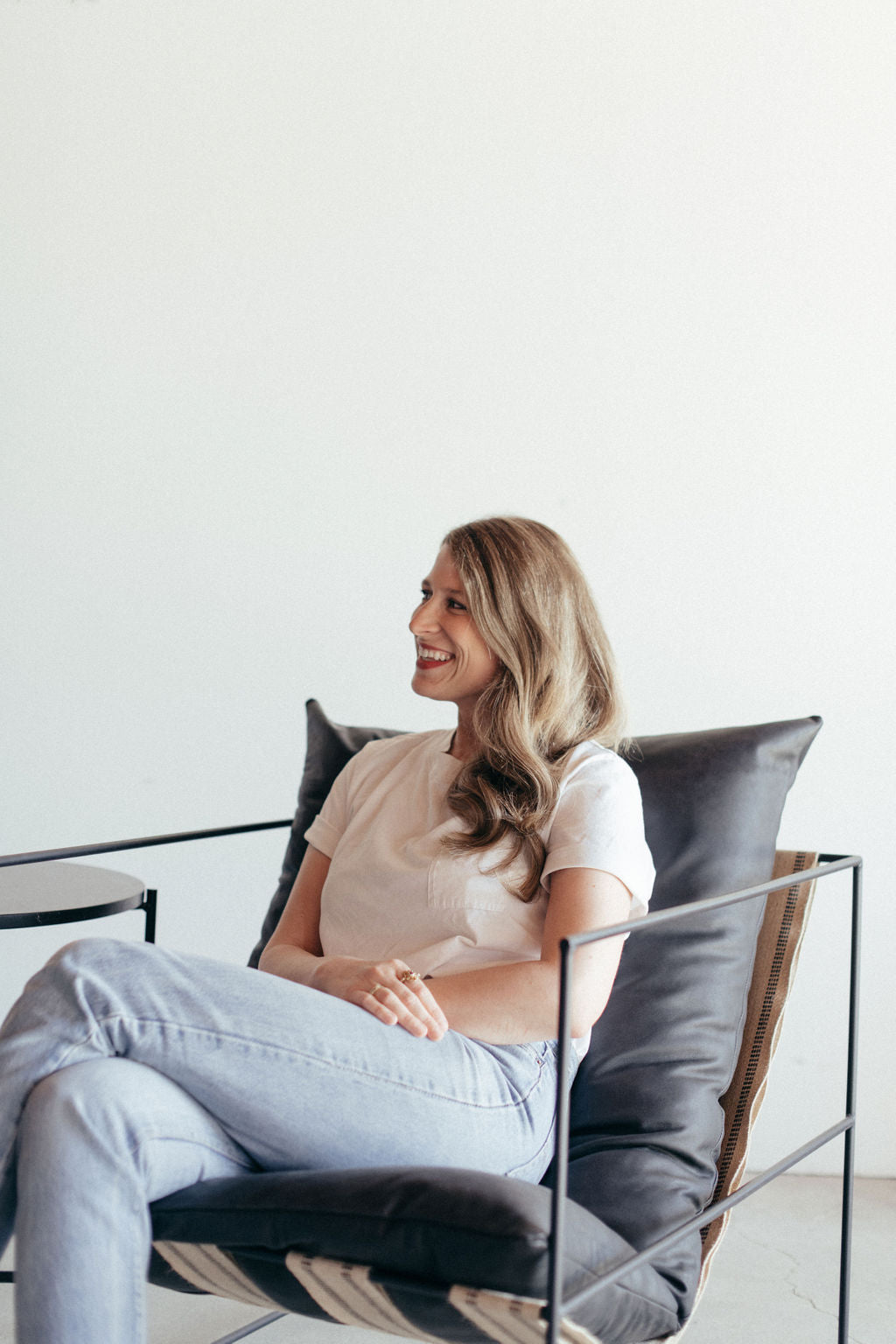 Black leather sierra chair - Black leather sierra chair - steel frame, leather cushion