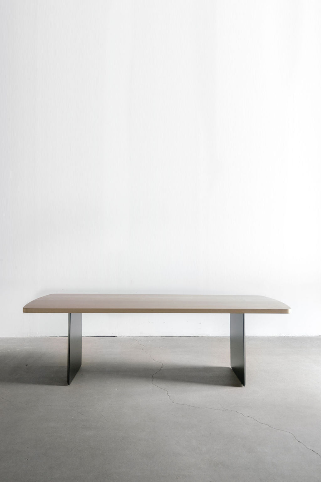 Carter dining table - full shot