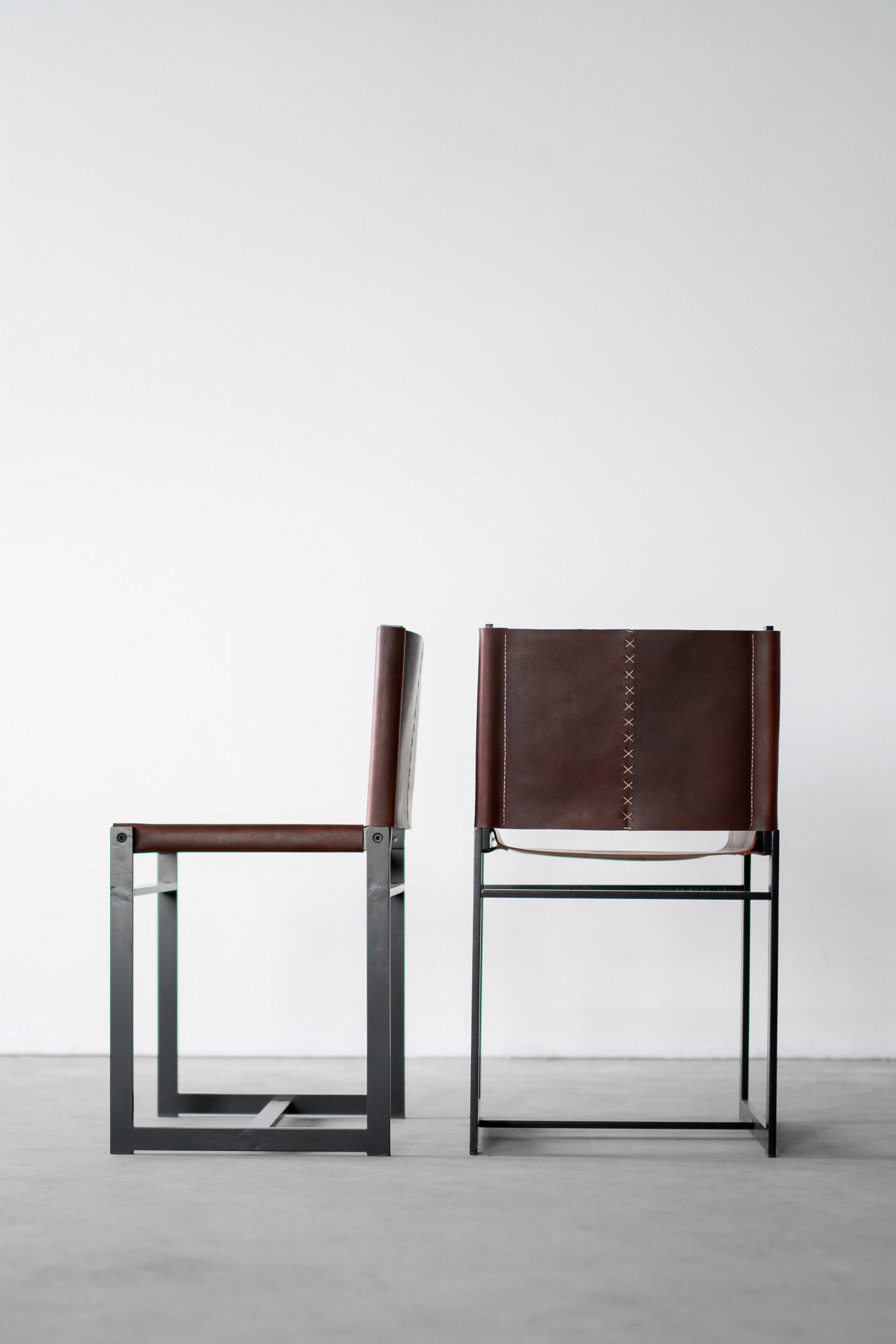 Latigo chair - full shot