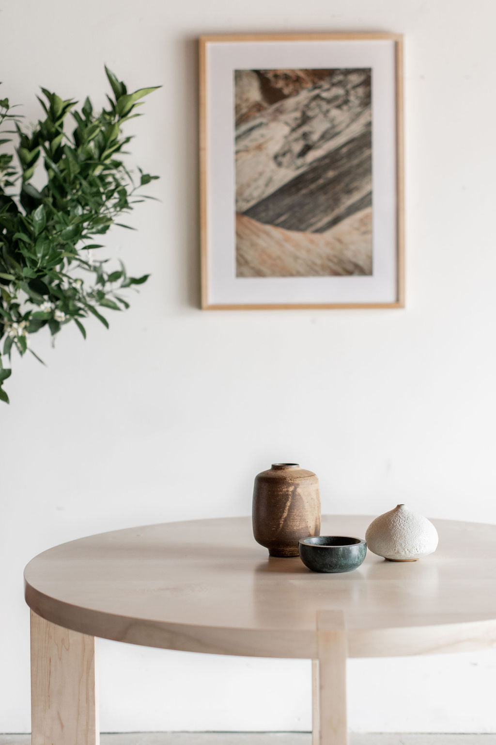 eve dining table - bleached maple close up on top