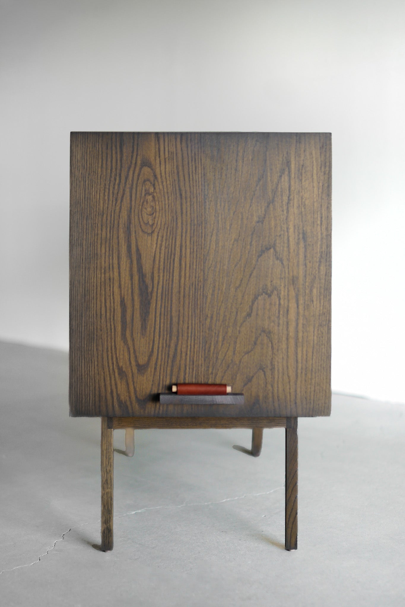 Flores credenza - side shot