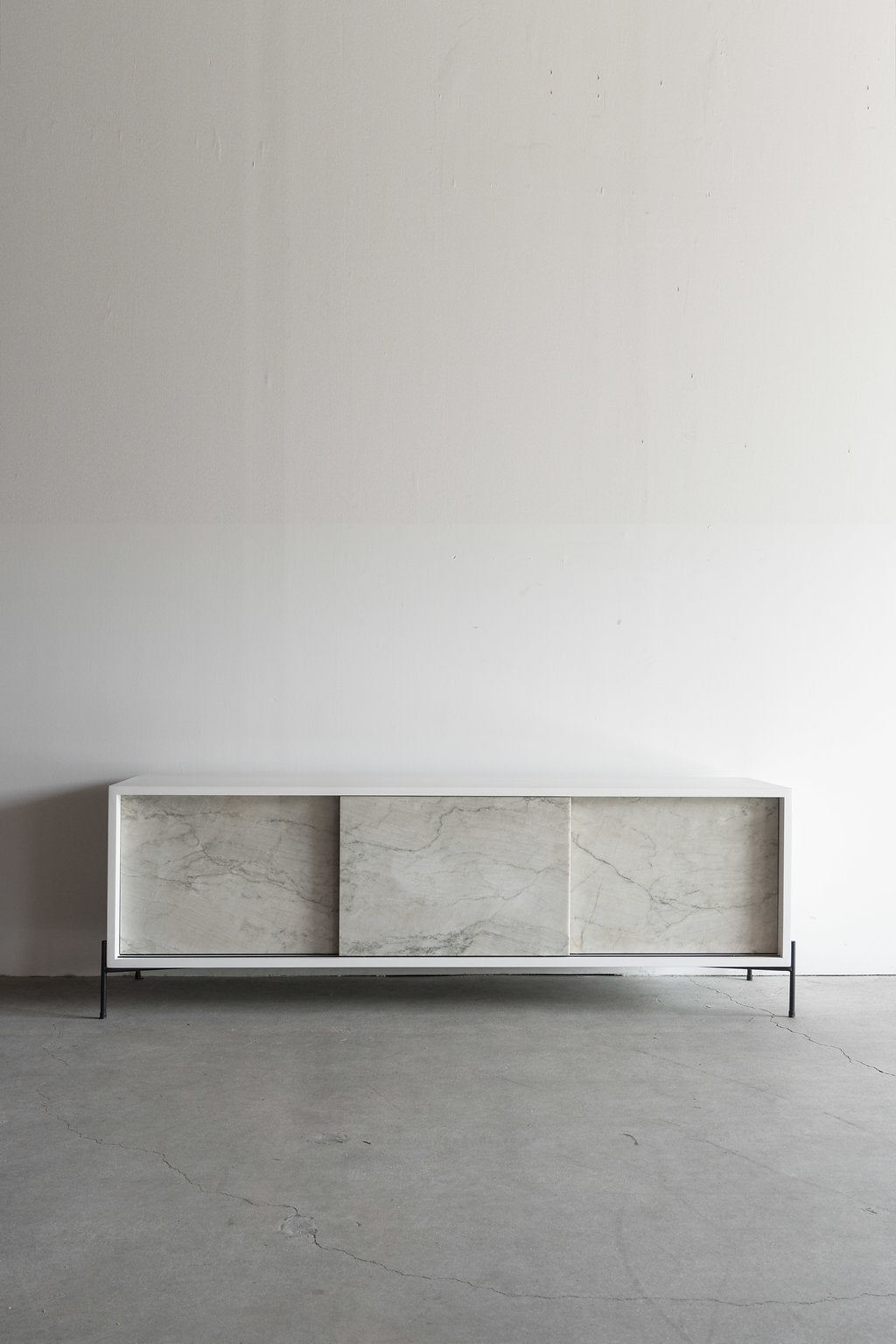 Granada credenza - full shot