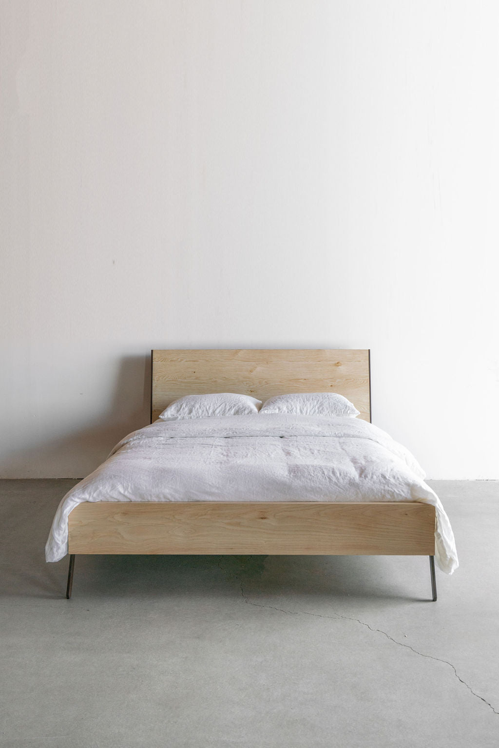 Hayes Bed