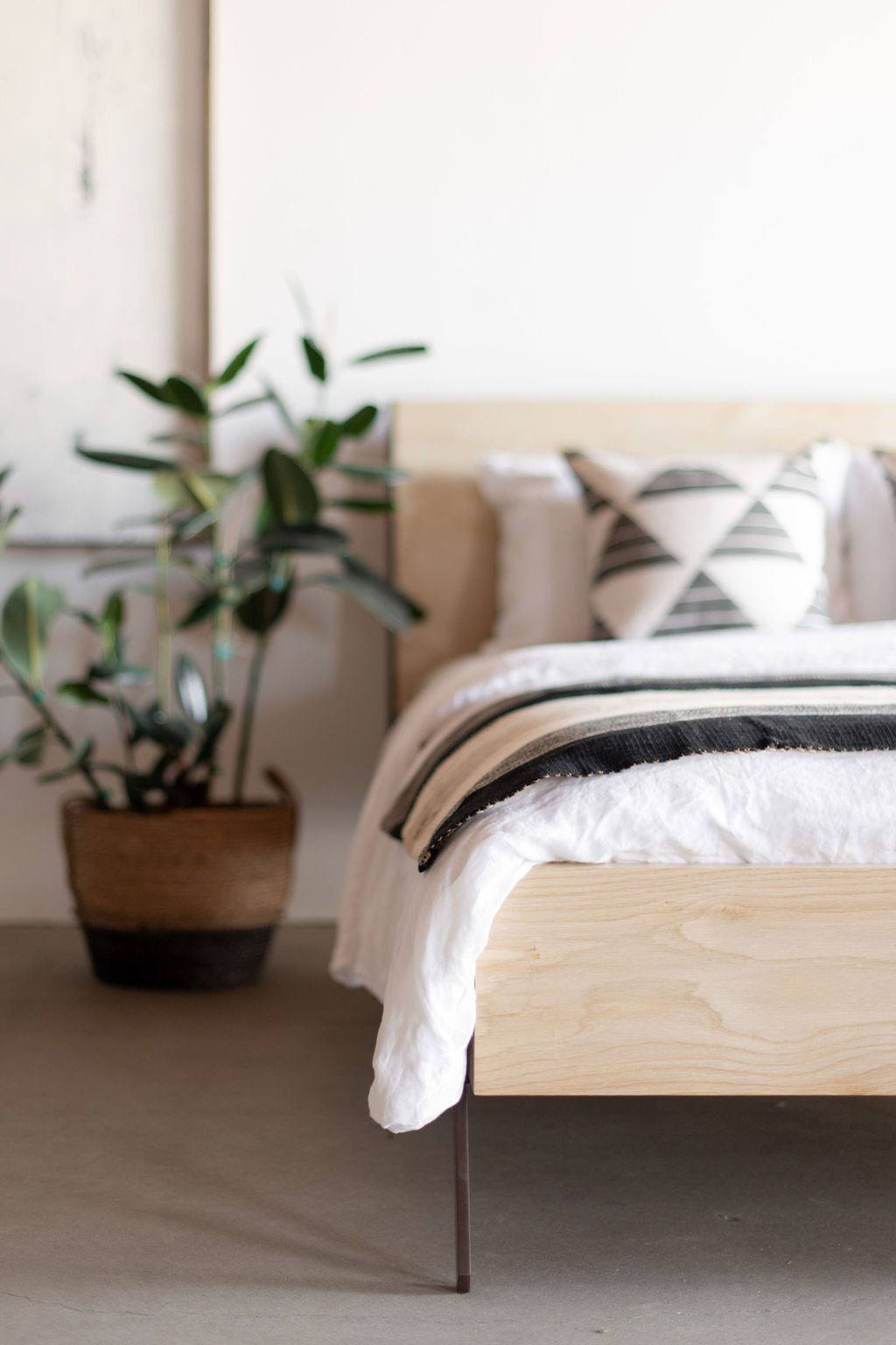 Hayes Bed