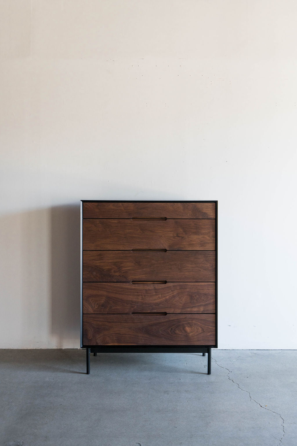Kings dresser - steel casing, all wood drawers
