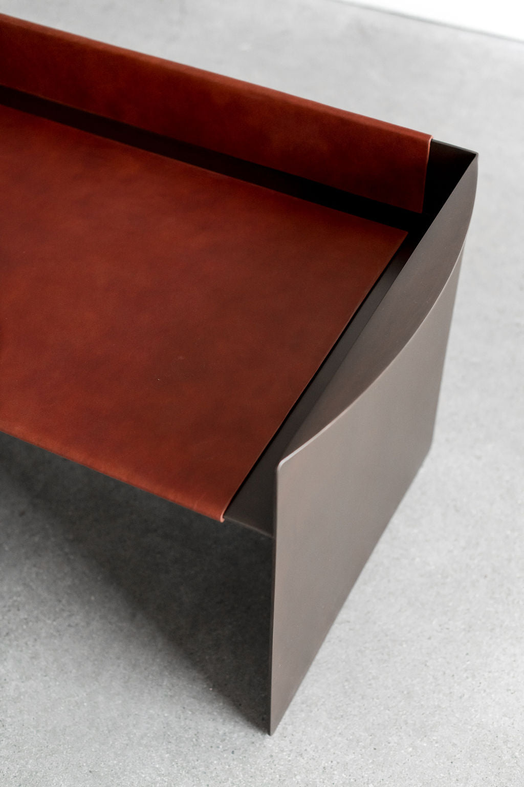 Latigo Bench