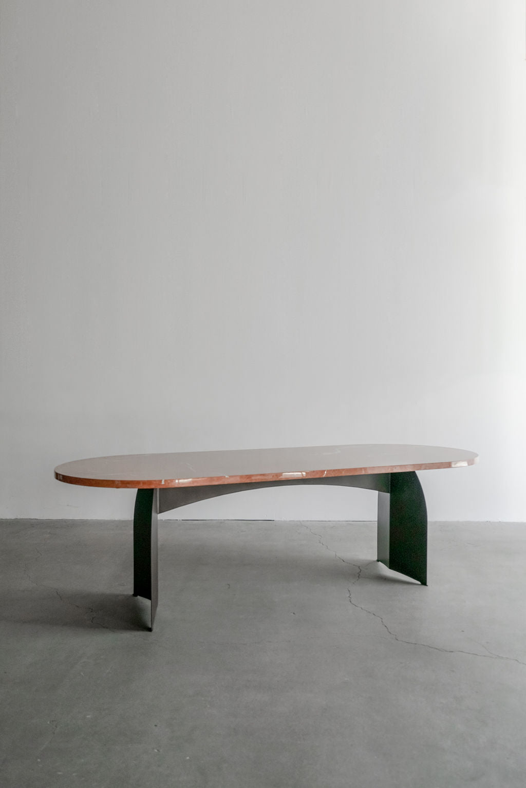 Loma dining table - full shot