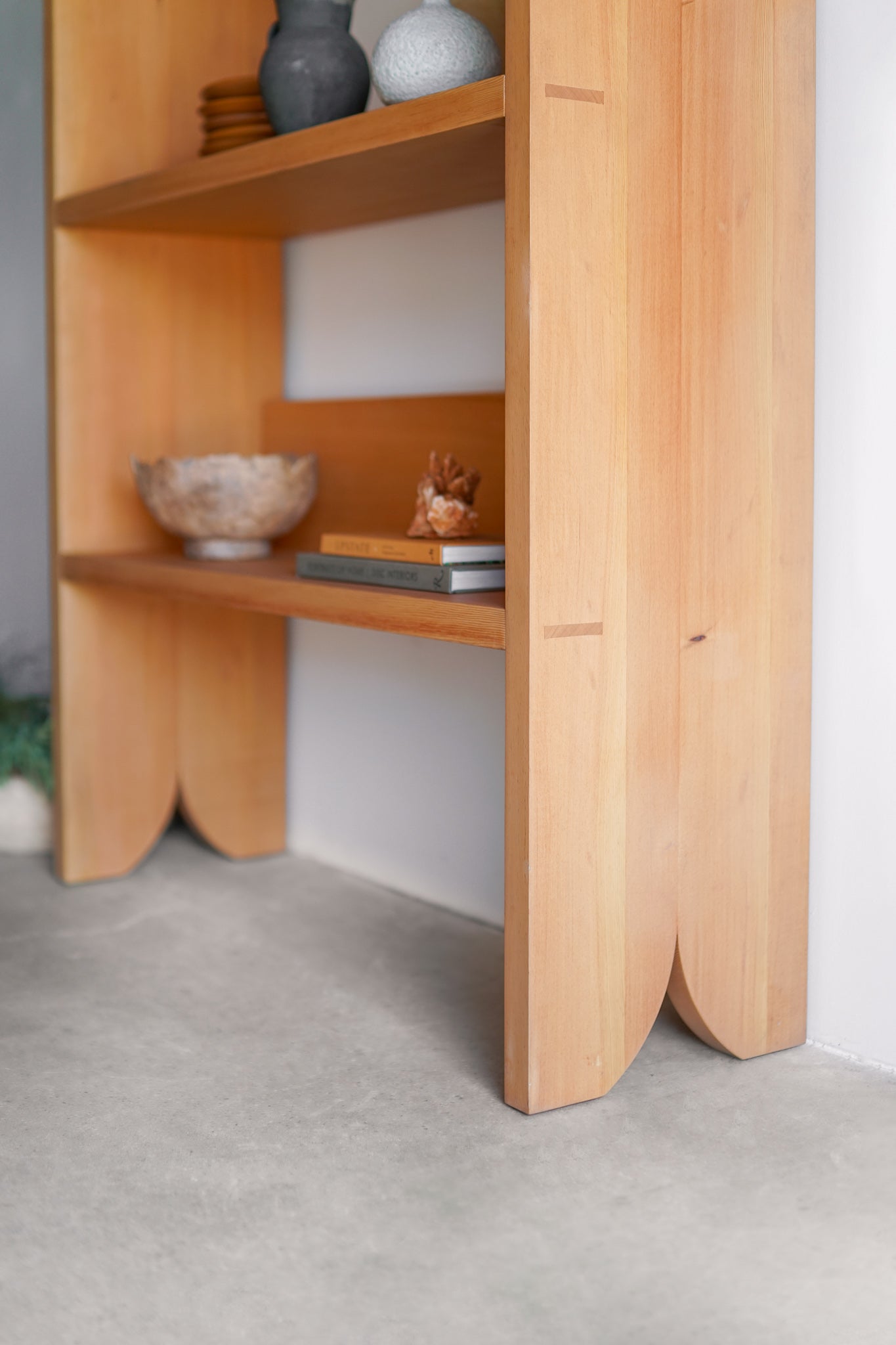 Milo bookcase bottom half