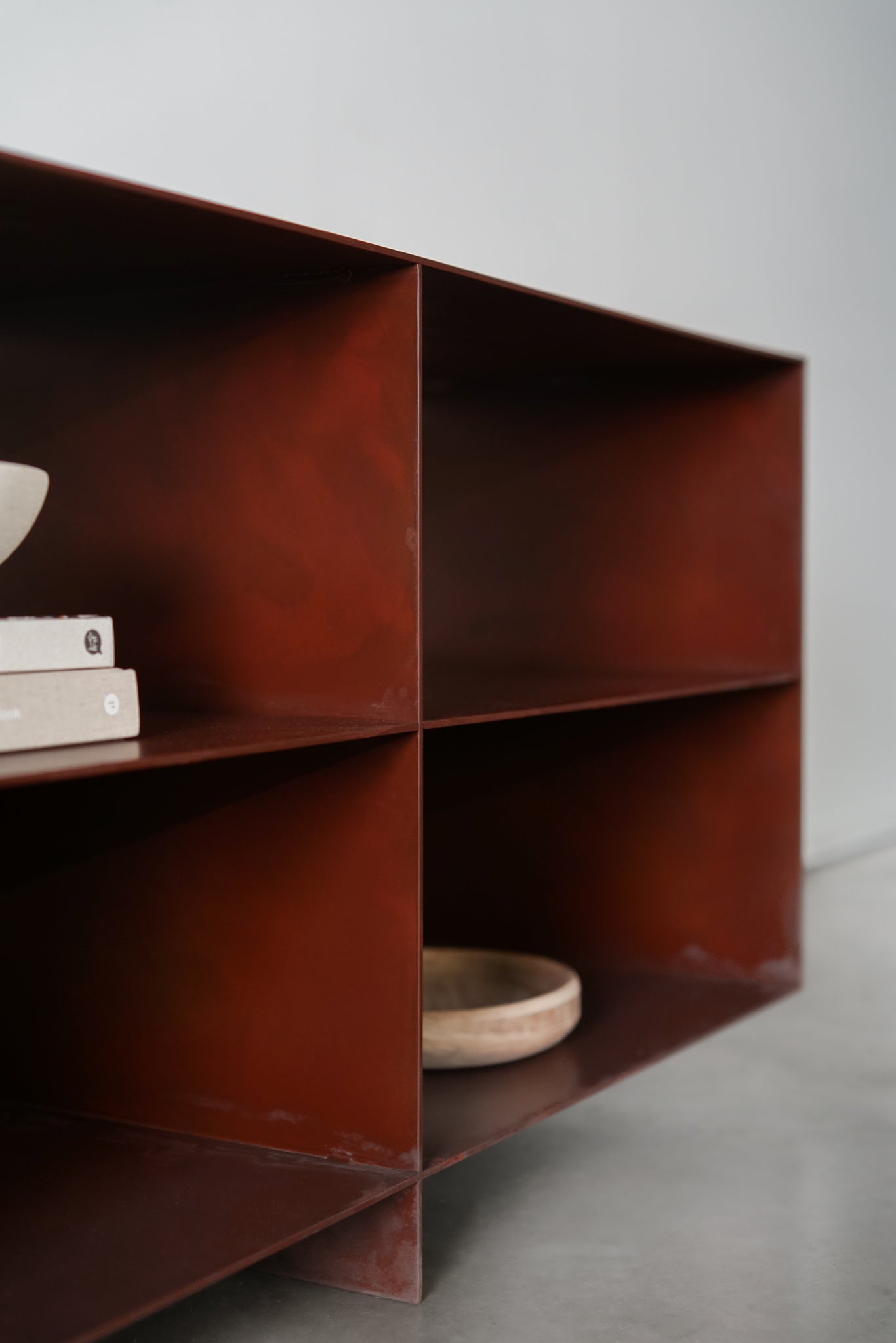 noah bookshelf - full steel shelves