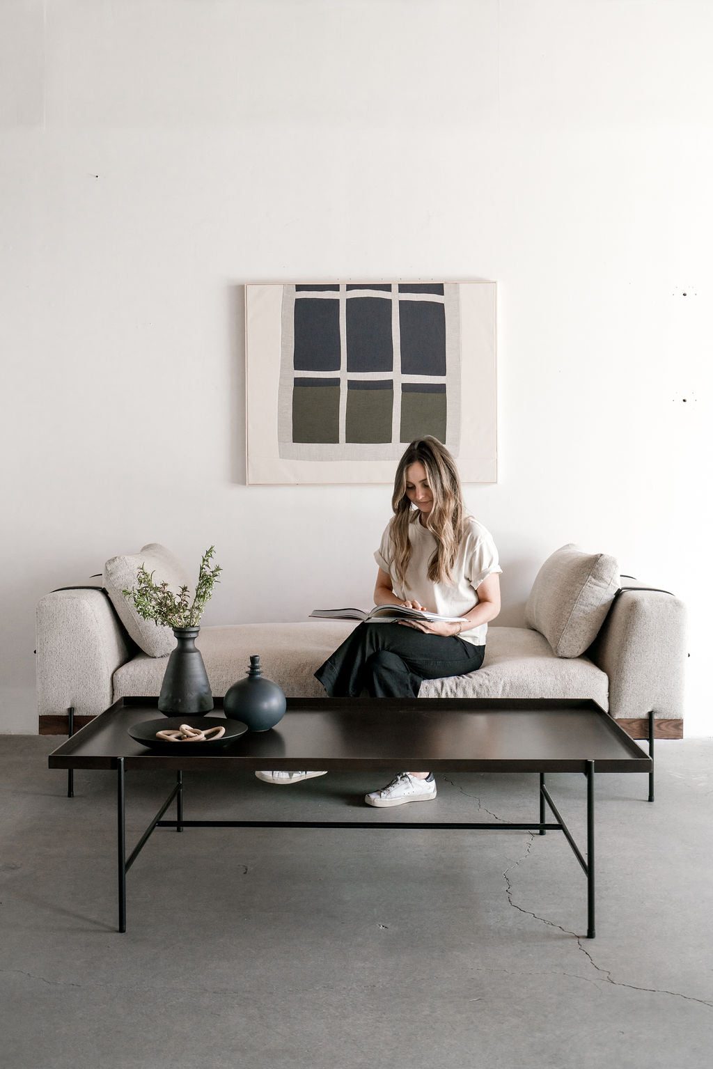 Rivera daybed- steel legs with wood frame