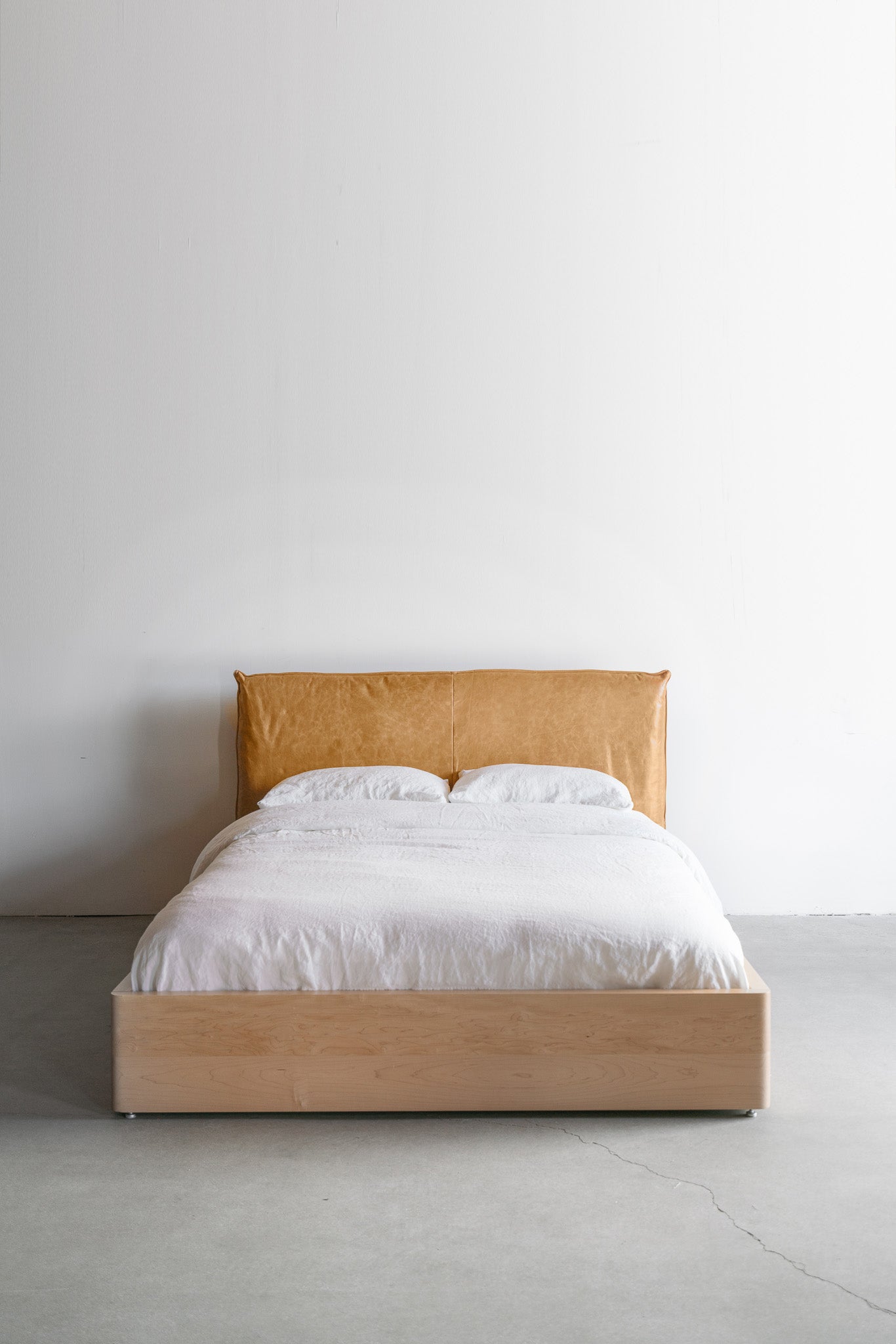 Sorrento bed full shot