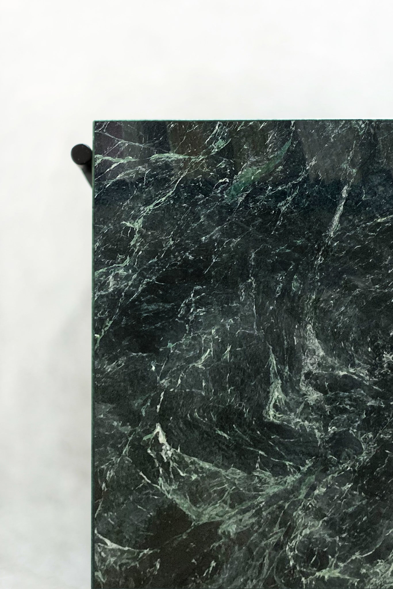 Empress coffee table - marble top close up