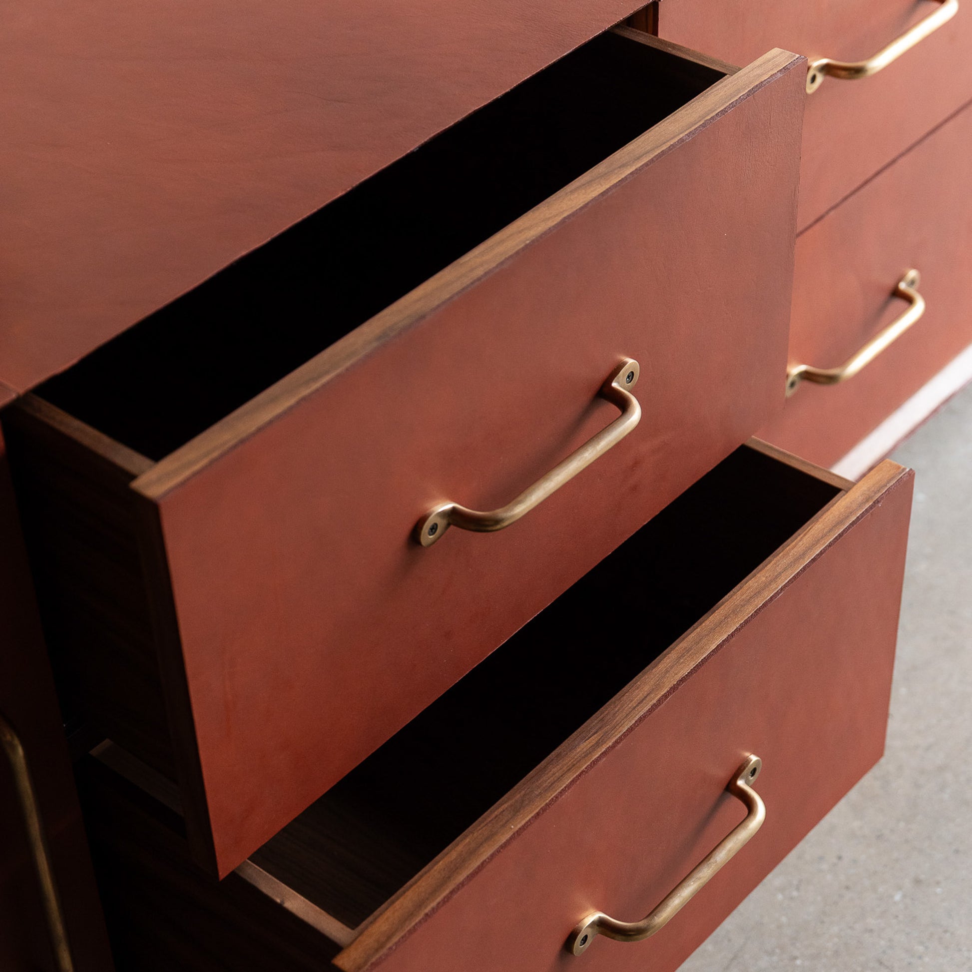 7" Antique Brass Pull