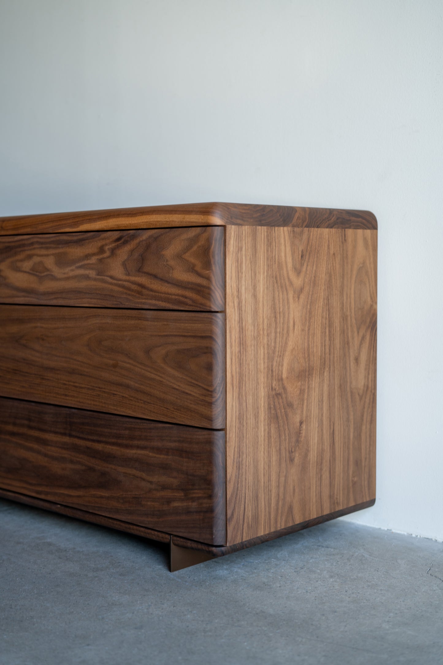 Carter Dresser (WNT) | STOCK