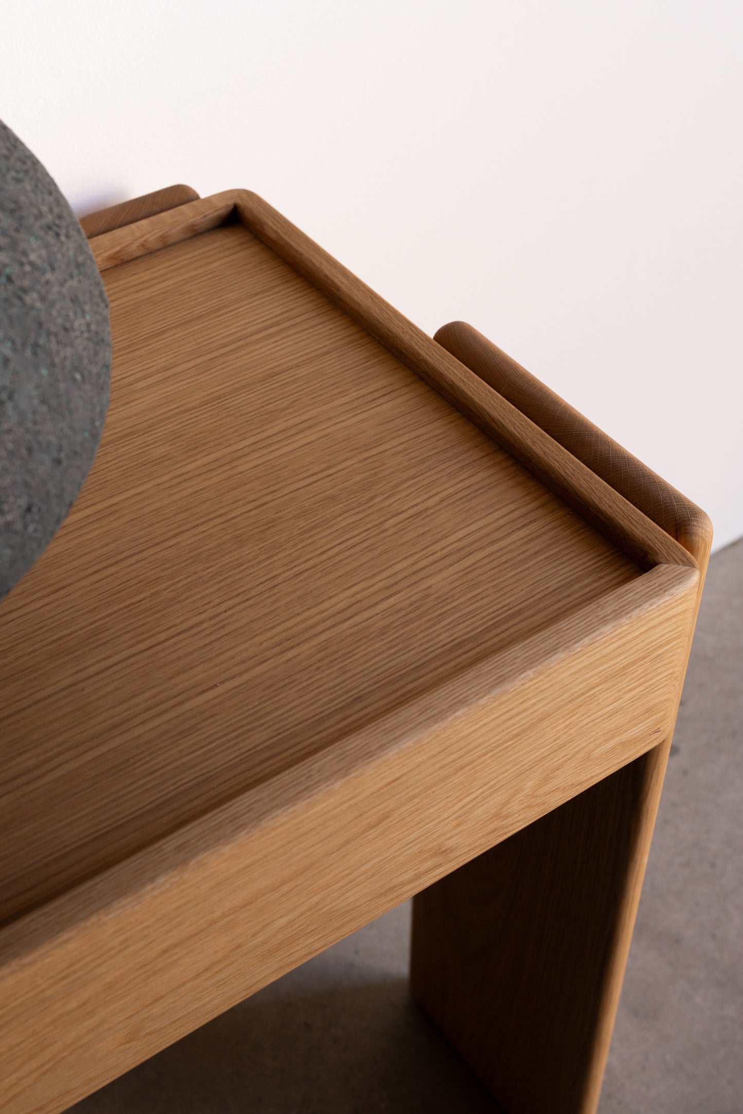 Highland Console | STOCK