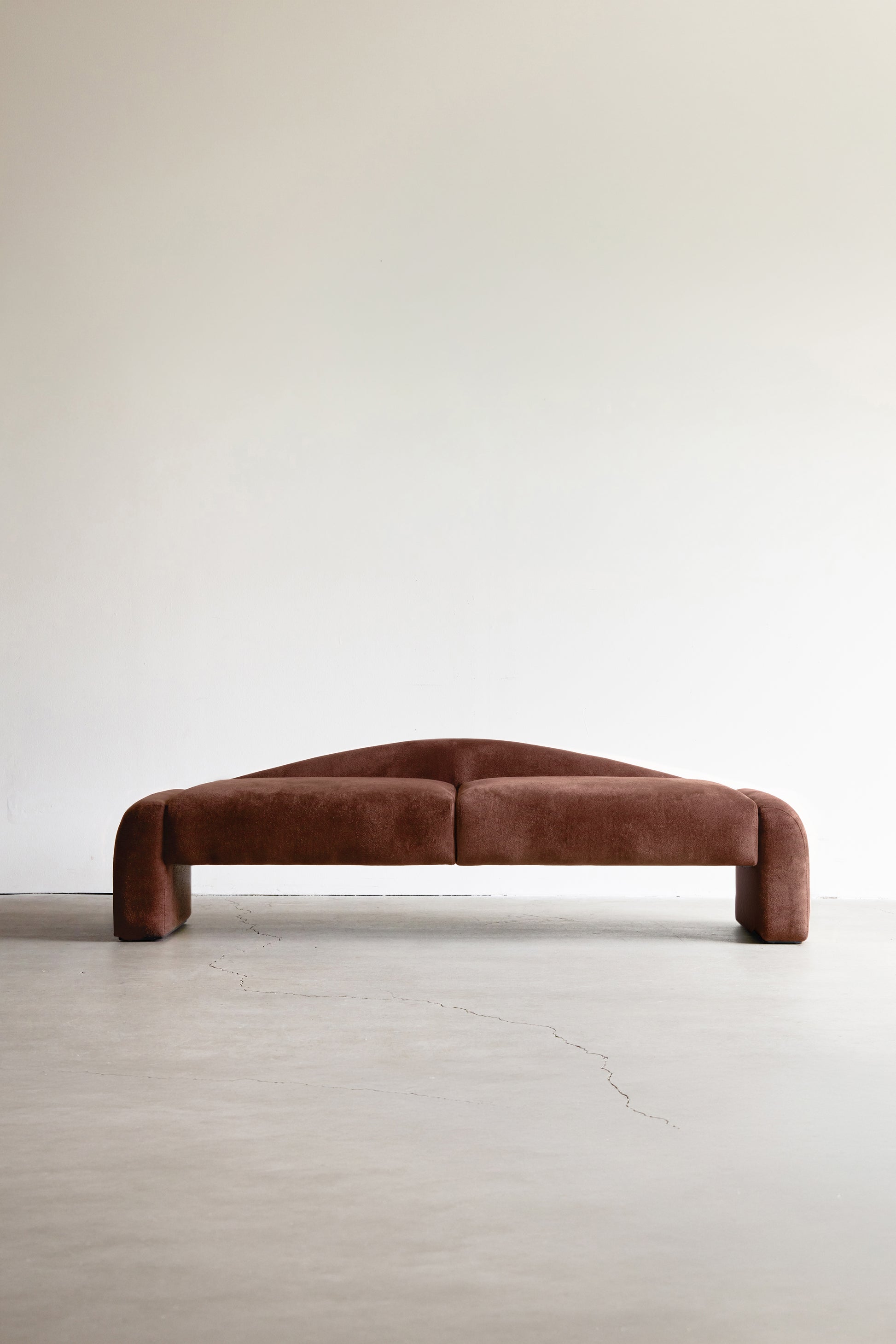 alt_text::Delano Bench - shot of left side||color::Spice||show_in_gallery::true||position::first