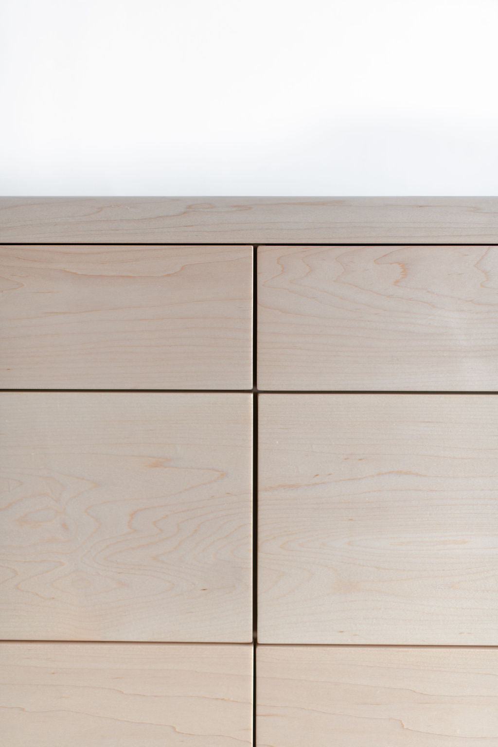 alt_text::Carter Dresser - shot of left side||color::Bleached Maple||show_in_gallery::true||position::first