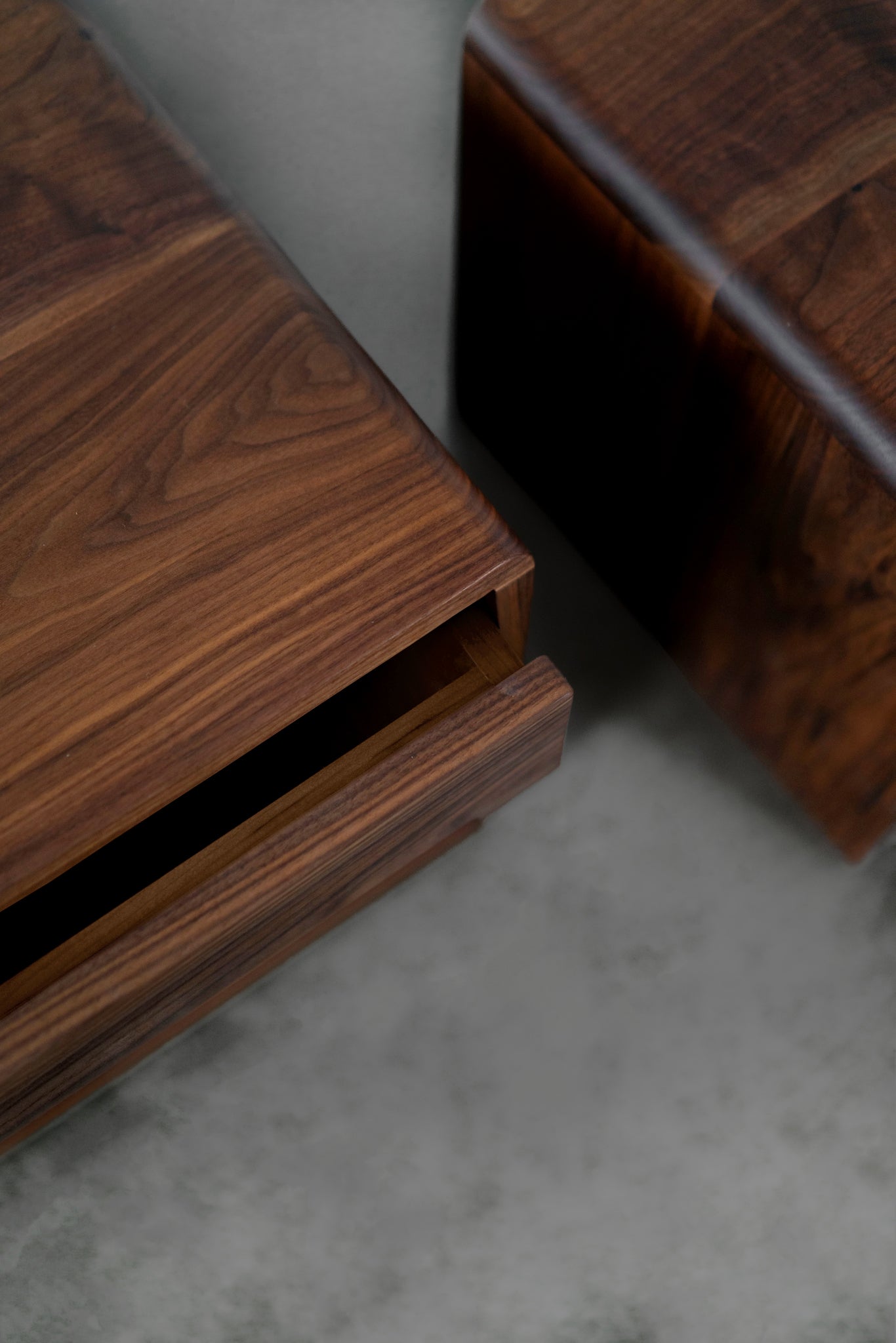 Carter Nightstand (WNT)
