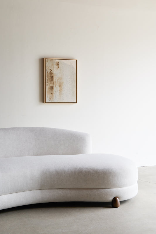 alt_text::Delano Settee - shot of left side||color::Snow||show_in_gallery::true||position::first