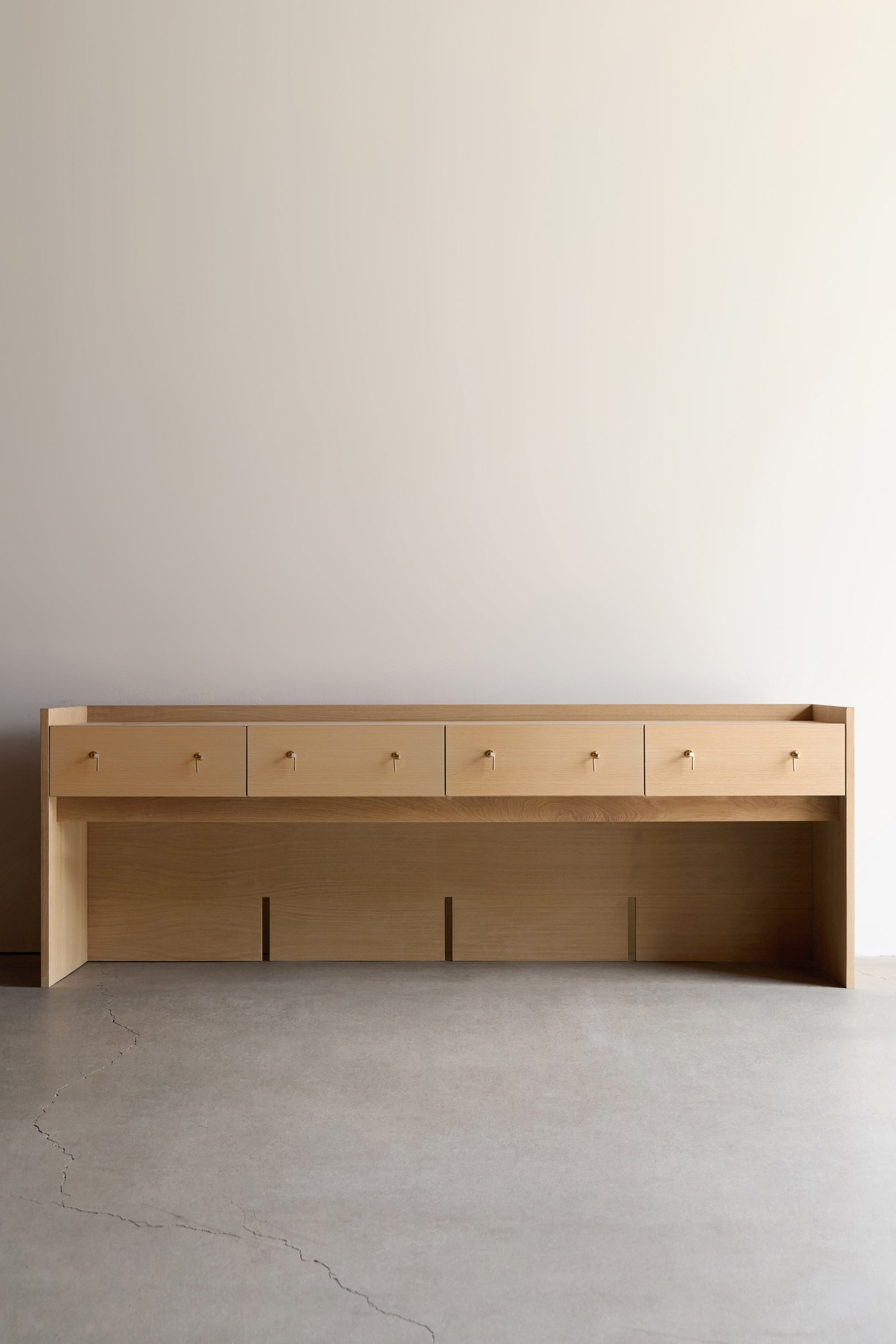 alt_text::Marella Console - shot of left side||color::Oak||show_in_gallery::true||position::first