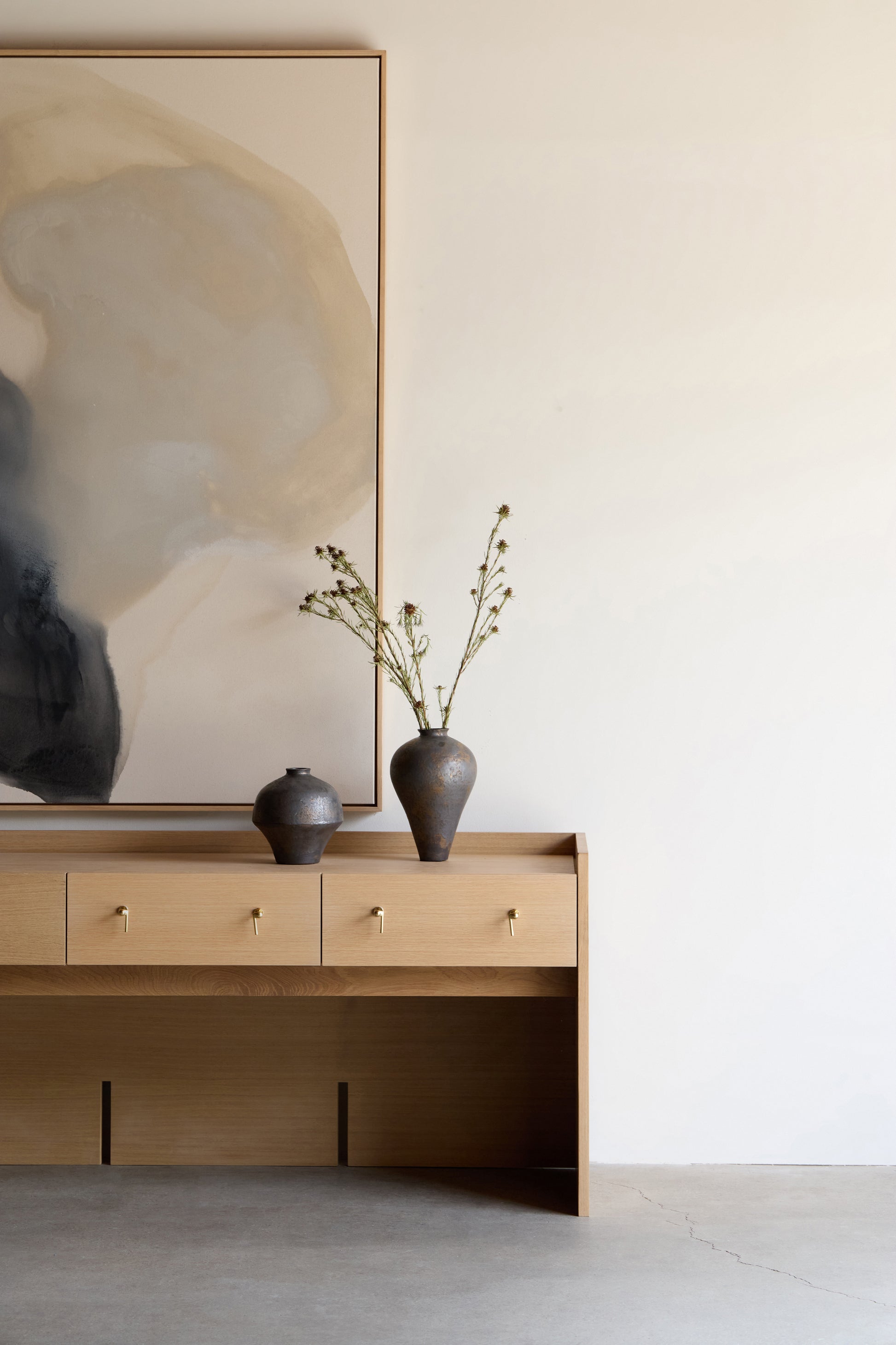 alt_text::Marella Console - shot of left side||color::Oak||show_in_gallery::true||position::first