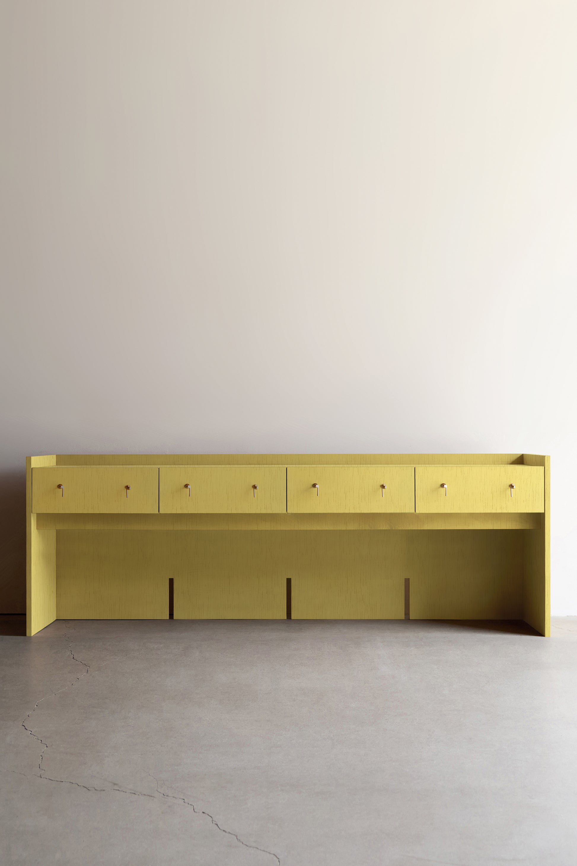 alt_text::Marella Console - shot of left side||color::Marigold||show_in_gallery::true||position::first
