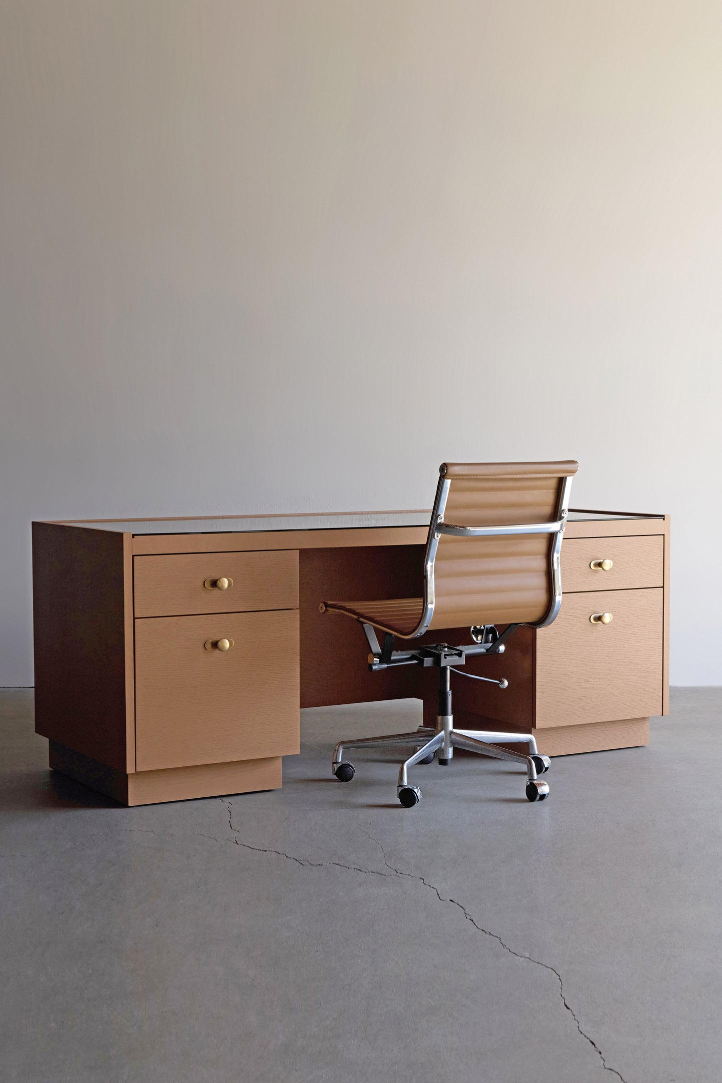 alt_text::Marella Desk - shot of left side||color::Glazed Pear||show_in_gallery::true||position::first
