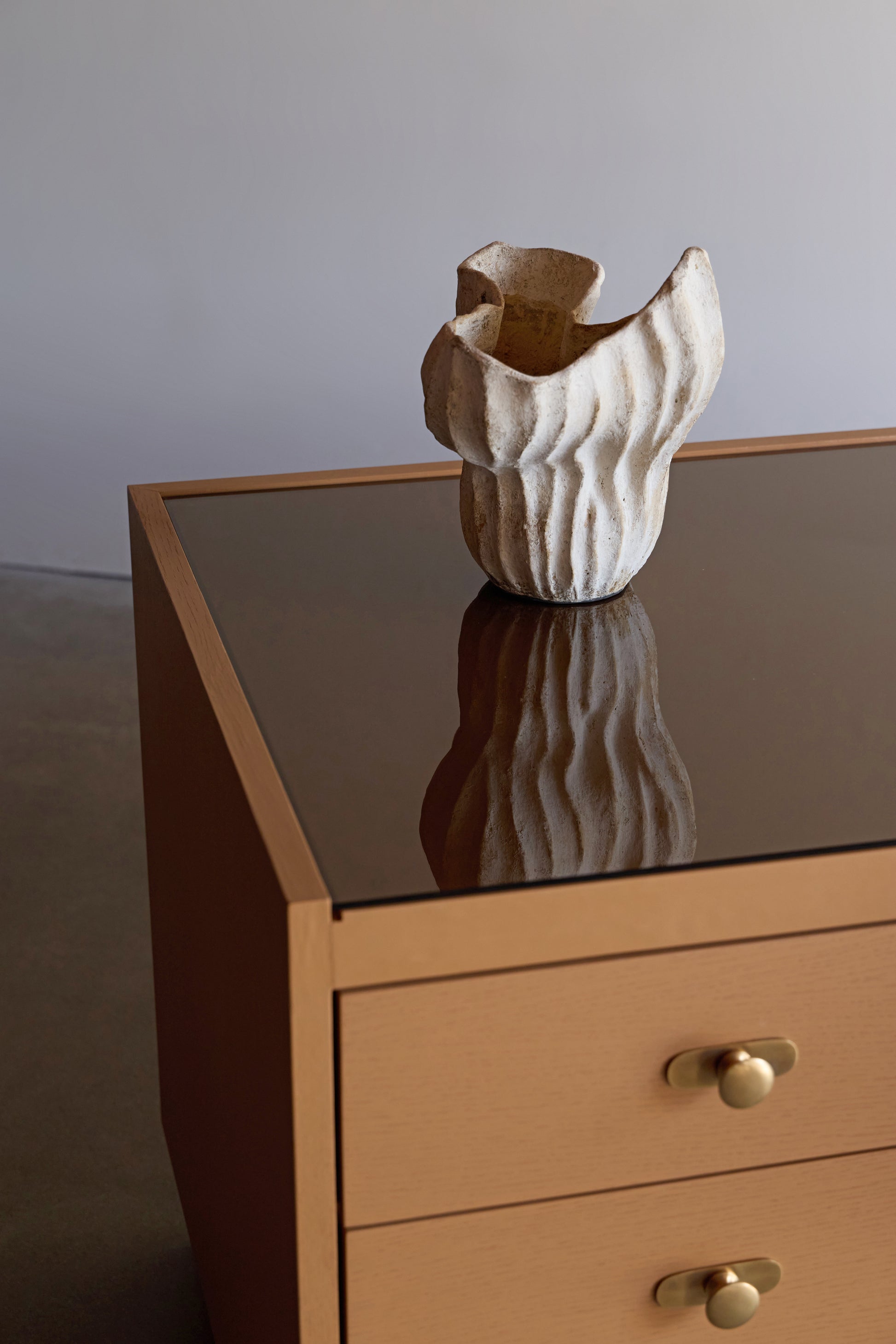 alt_text::Marella Desk - shot of left side||color::Glazed Pear||show_in_gallery::true||position::first
