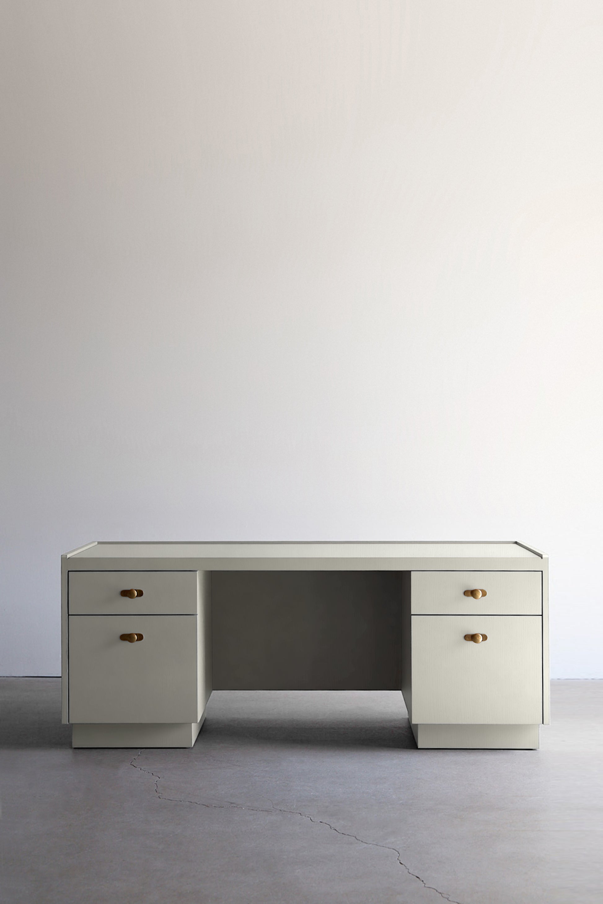 alt_text::Marella Desk - shot of left side||color::Mushroom||show_in_gallery::true||position::first