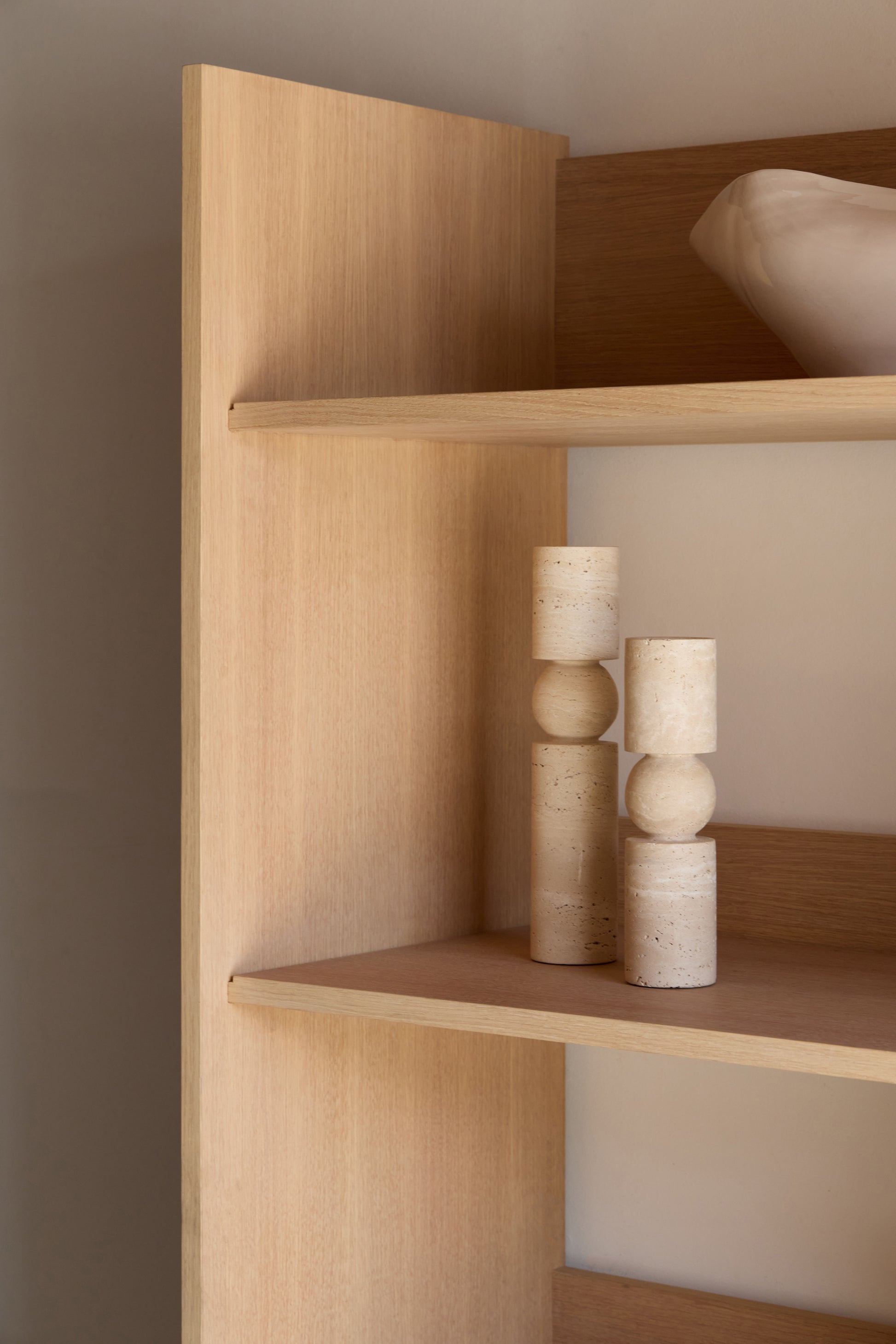 alt_text::Marella Hutch - shot of left side||color::Oak||show_in_gallery::true||position::first
