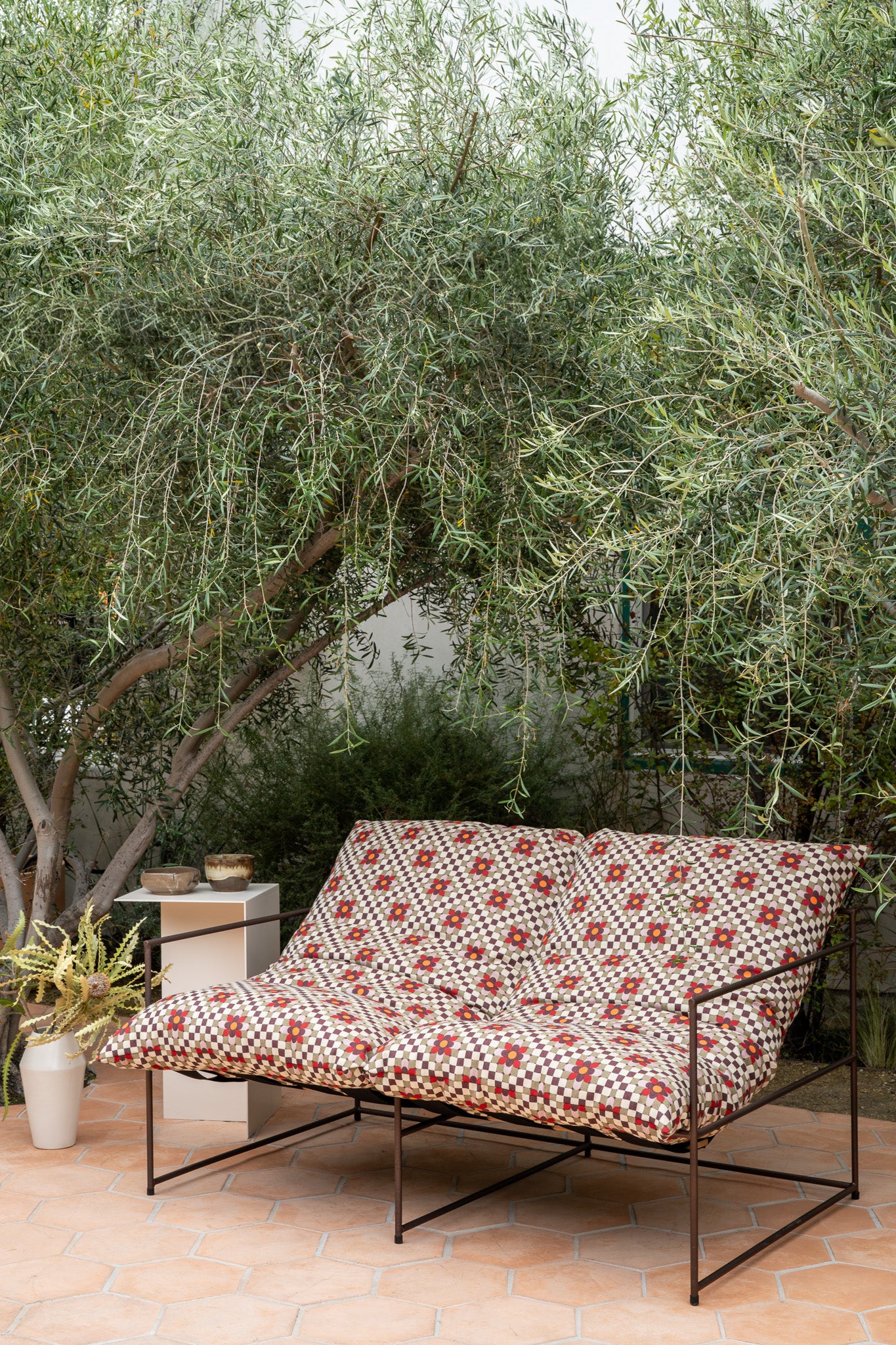 Outdoor Sierra Loveseat (SULA) | STOCK