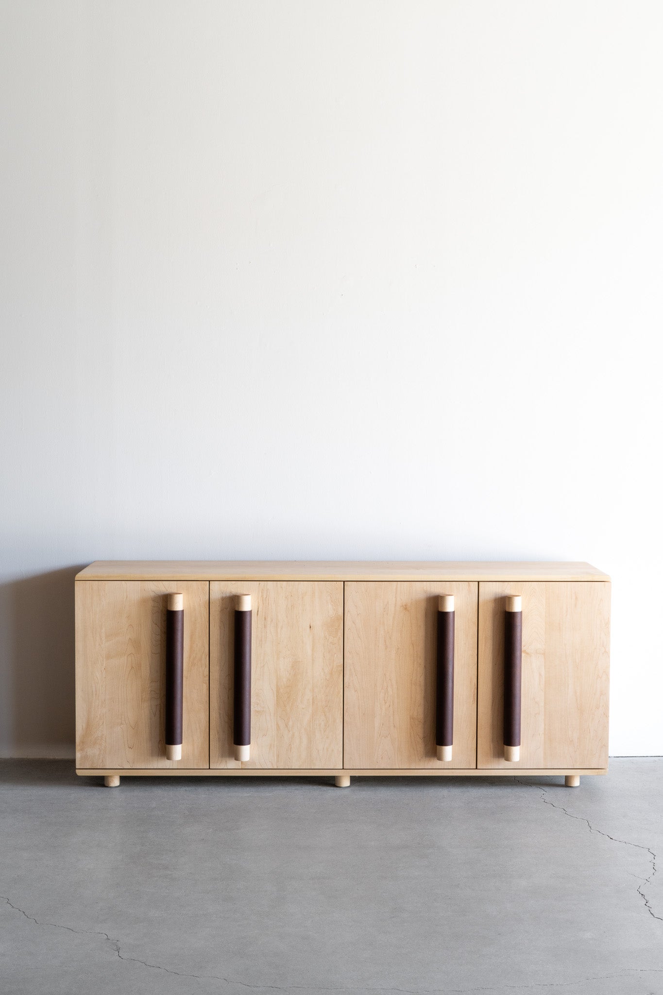 Reyes Credenza