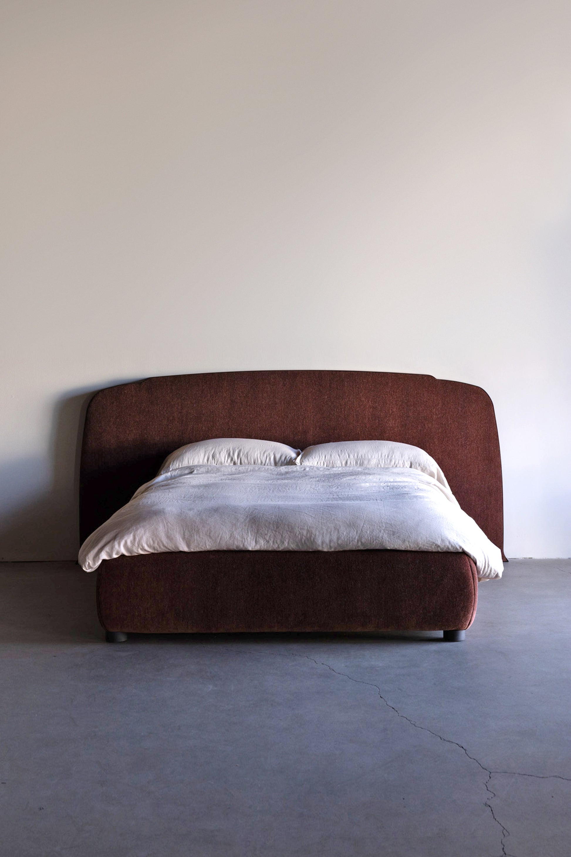 alt_text::Rollins Bed- shot of left side||color::Spice||show_in_gallery::true||position::first
