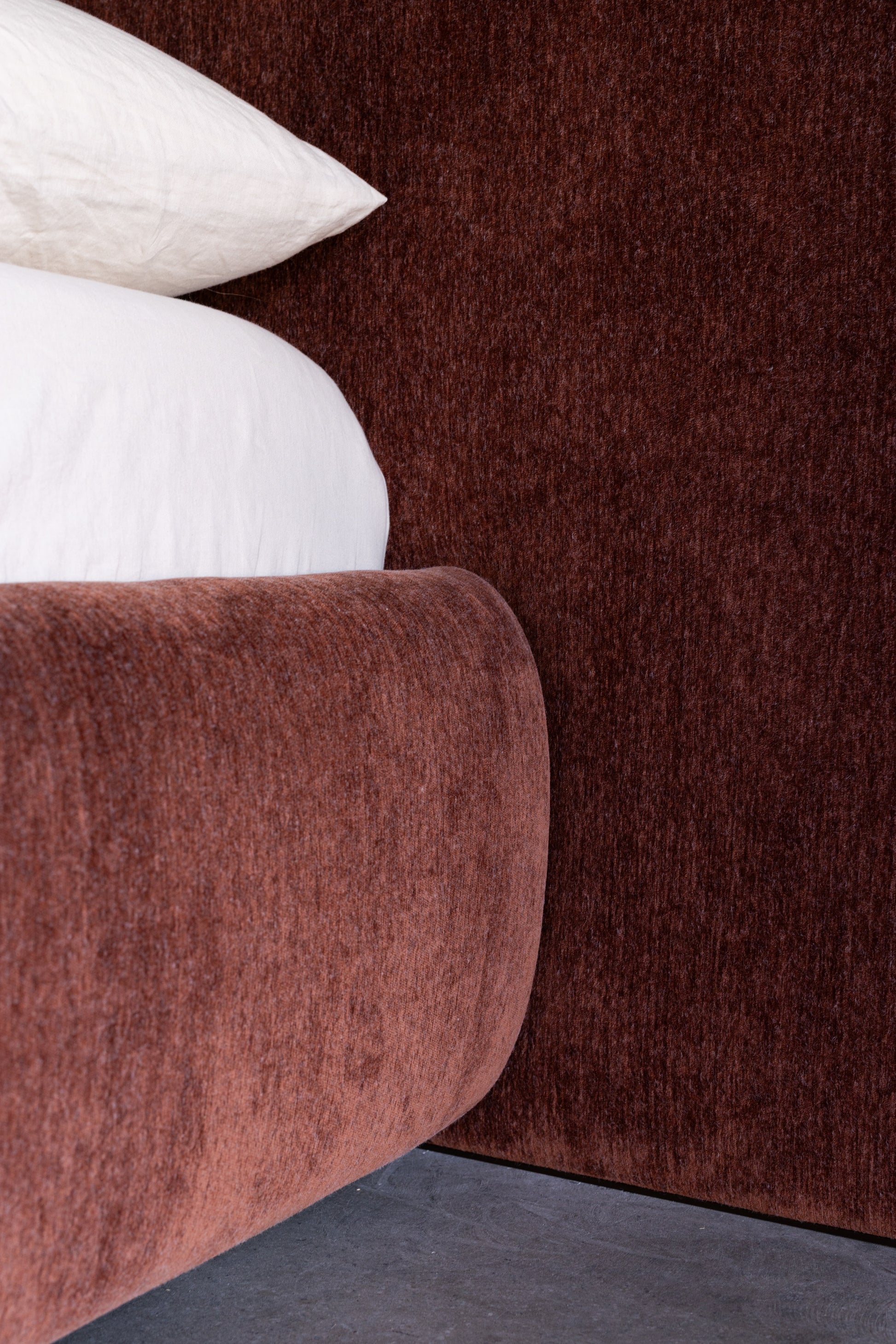 alt_text::Rollins Bed- shot of left side||color::Spice||show_in_gallery::true||position::first
