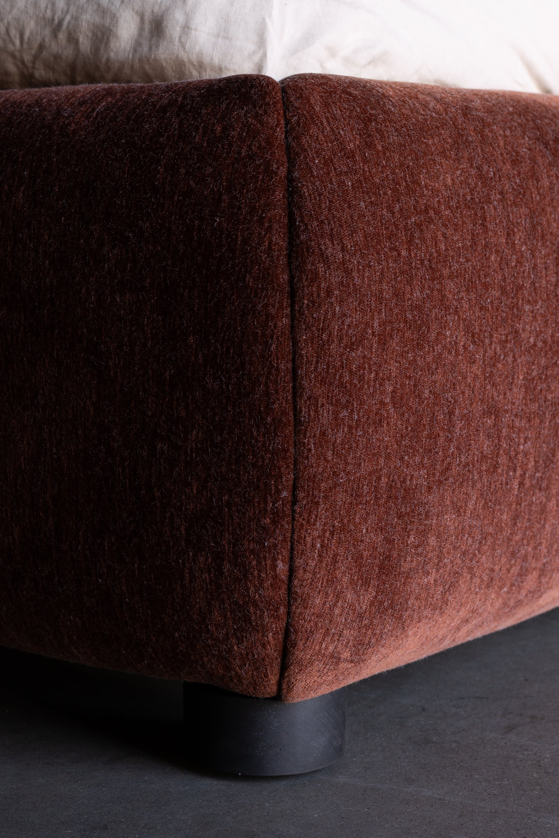 alt_text::Rollins Bed- shot of left side||color::Spice||show_in_gallery::true||position::first
