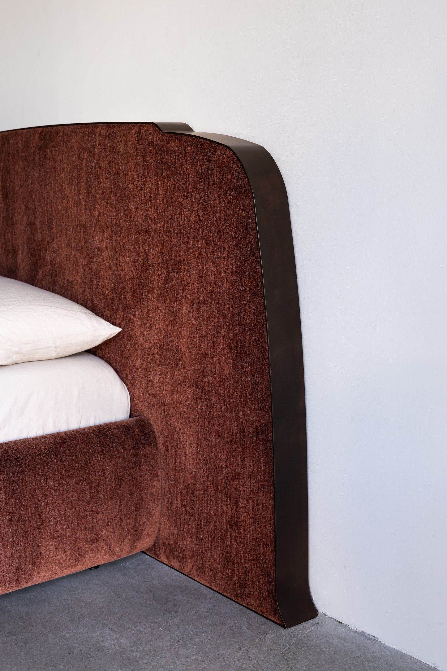 alt_text::Rollins Bed- shot of left side||color::Spice||show_in_gallery::true||position::first
